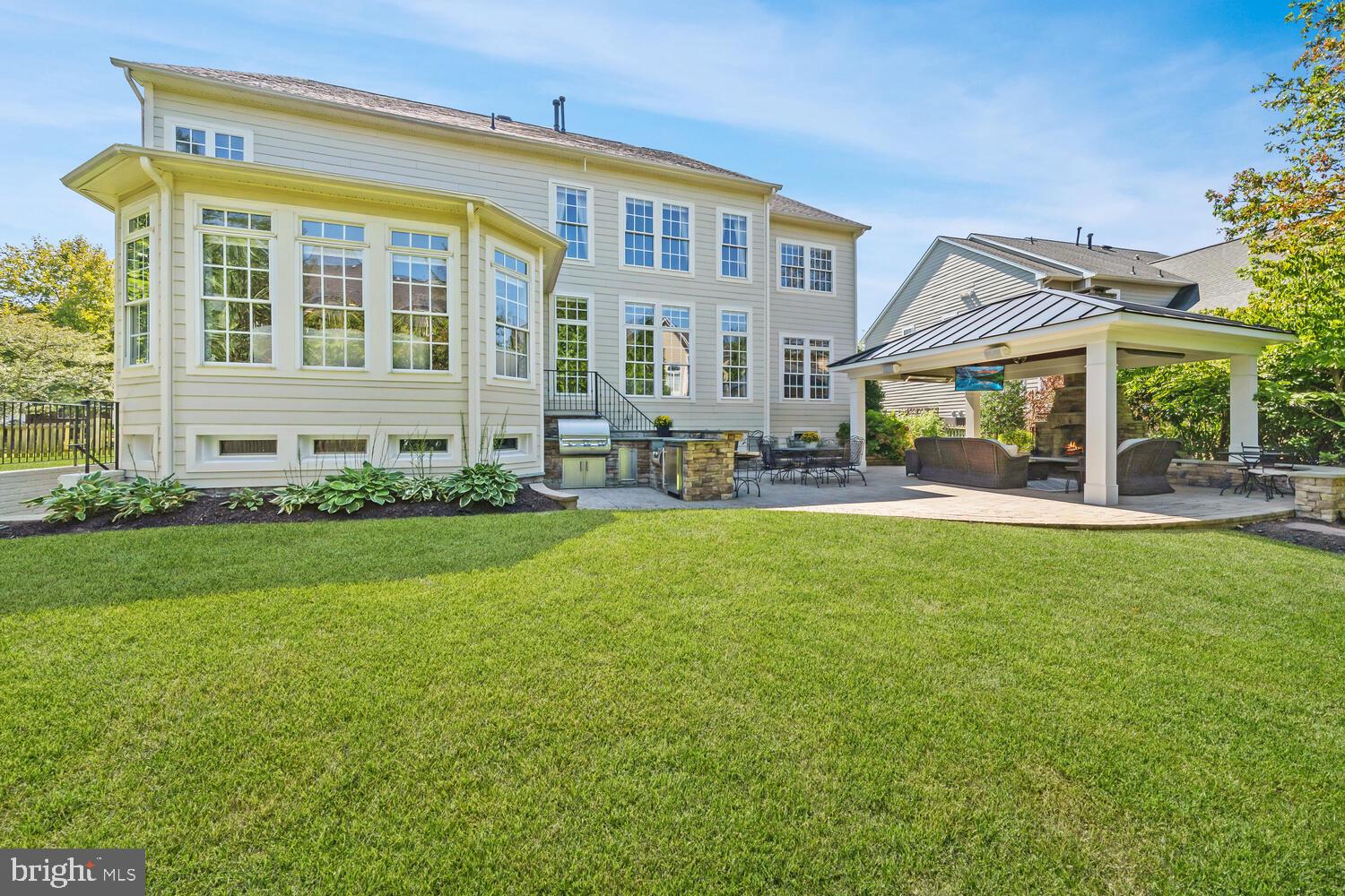 BROADLANDS SOUTH - Residential