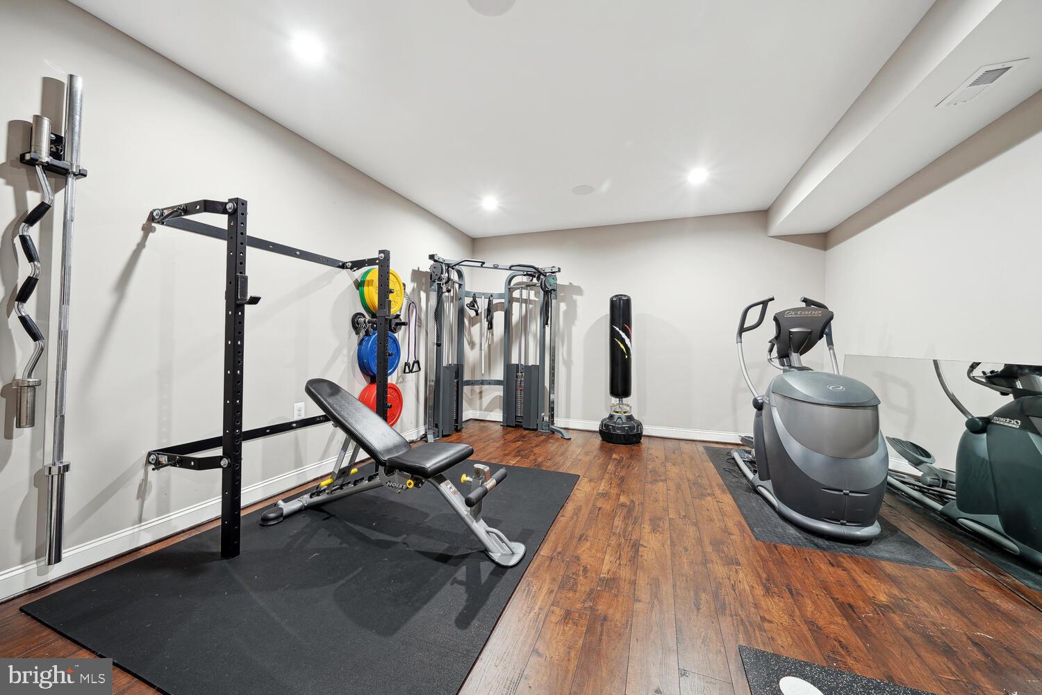 BROADLANDS SOUTH - Residential