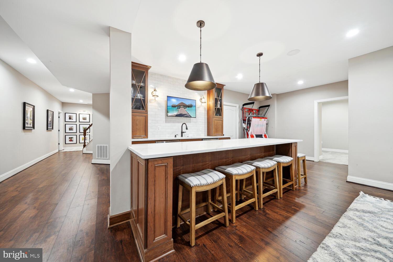 BROADLANDS SOUTH - Residential