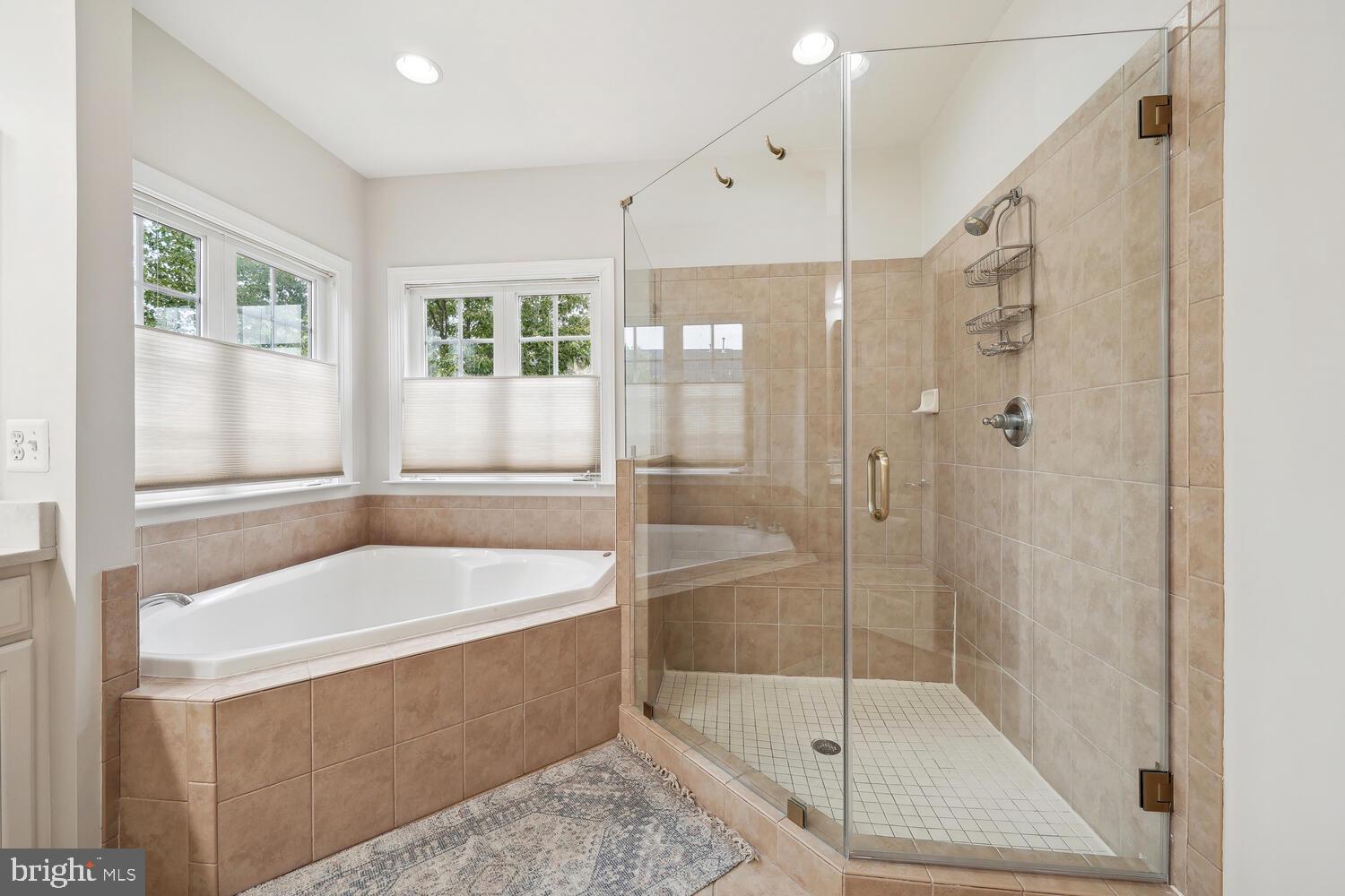 BROADLANDS SOUTH - Residential
