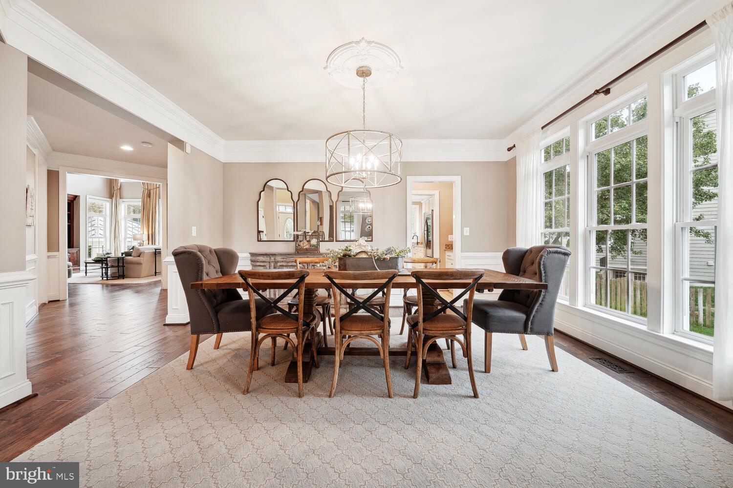 BROADLANDS SOUTH - Residential