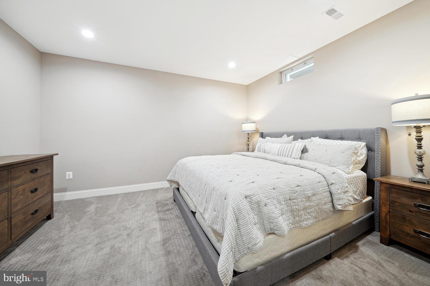 BROADLANDS SOUTH - Residential