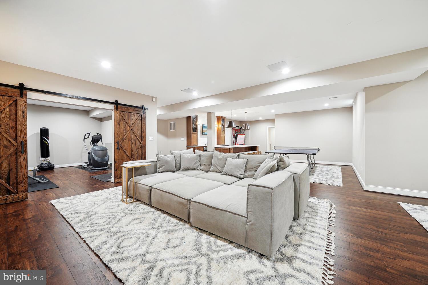 BROADLANDS SOUTH - Residential