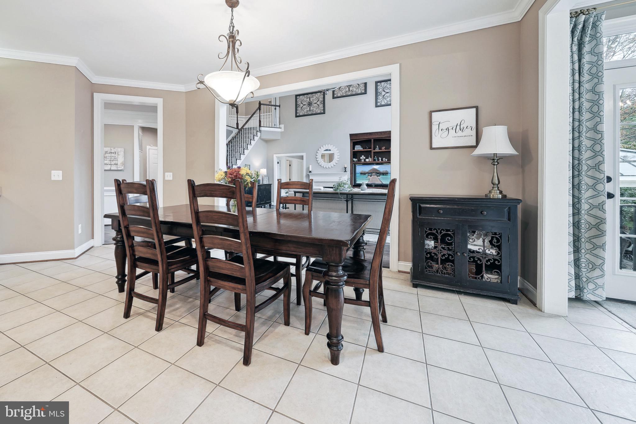 BROADLANDS SOUTH - Residential