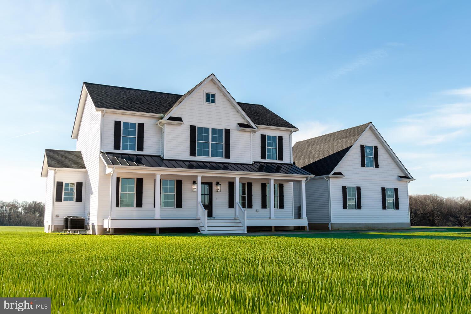 EAGLE MANOR - Residential