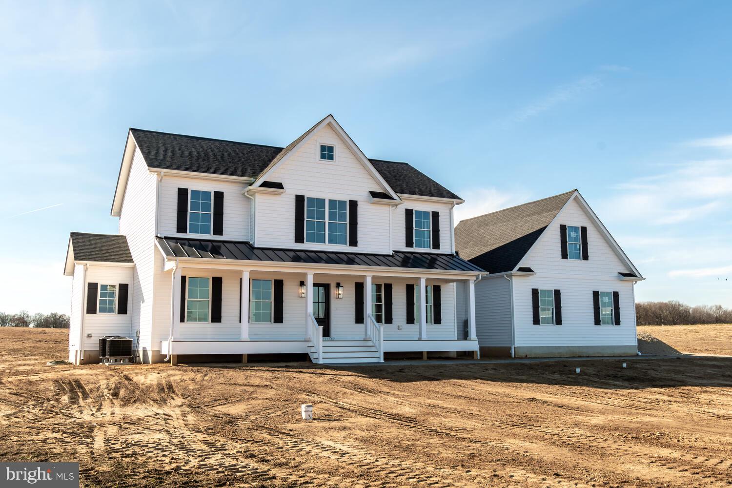 EAGLE MANOR - Residential