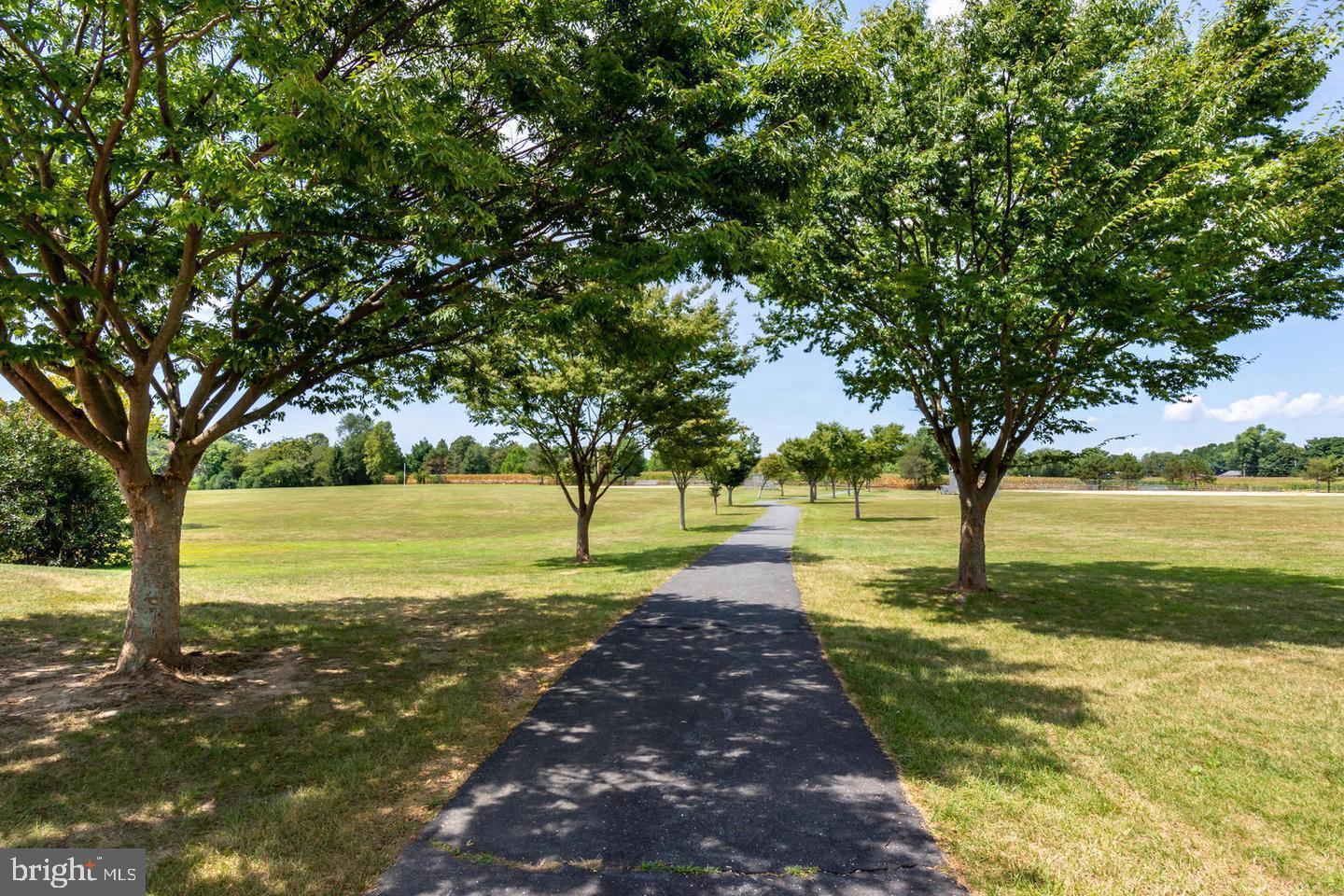 EAGLE MANOR - Residential
