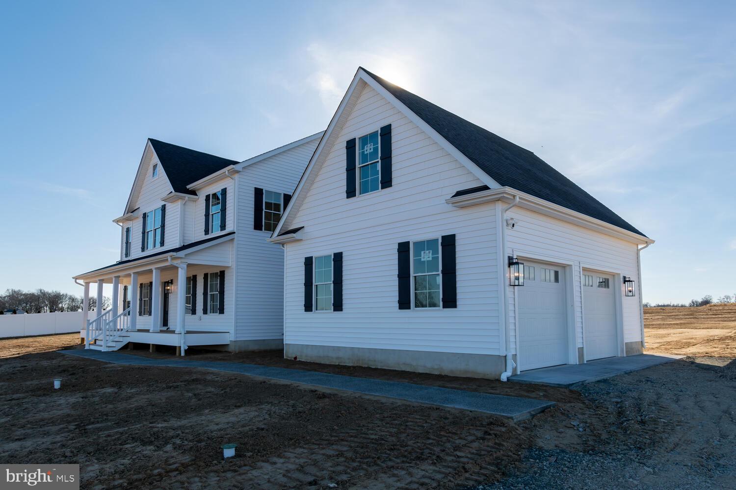 EAGLE MANOR - Residential