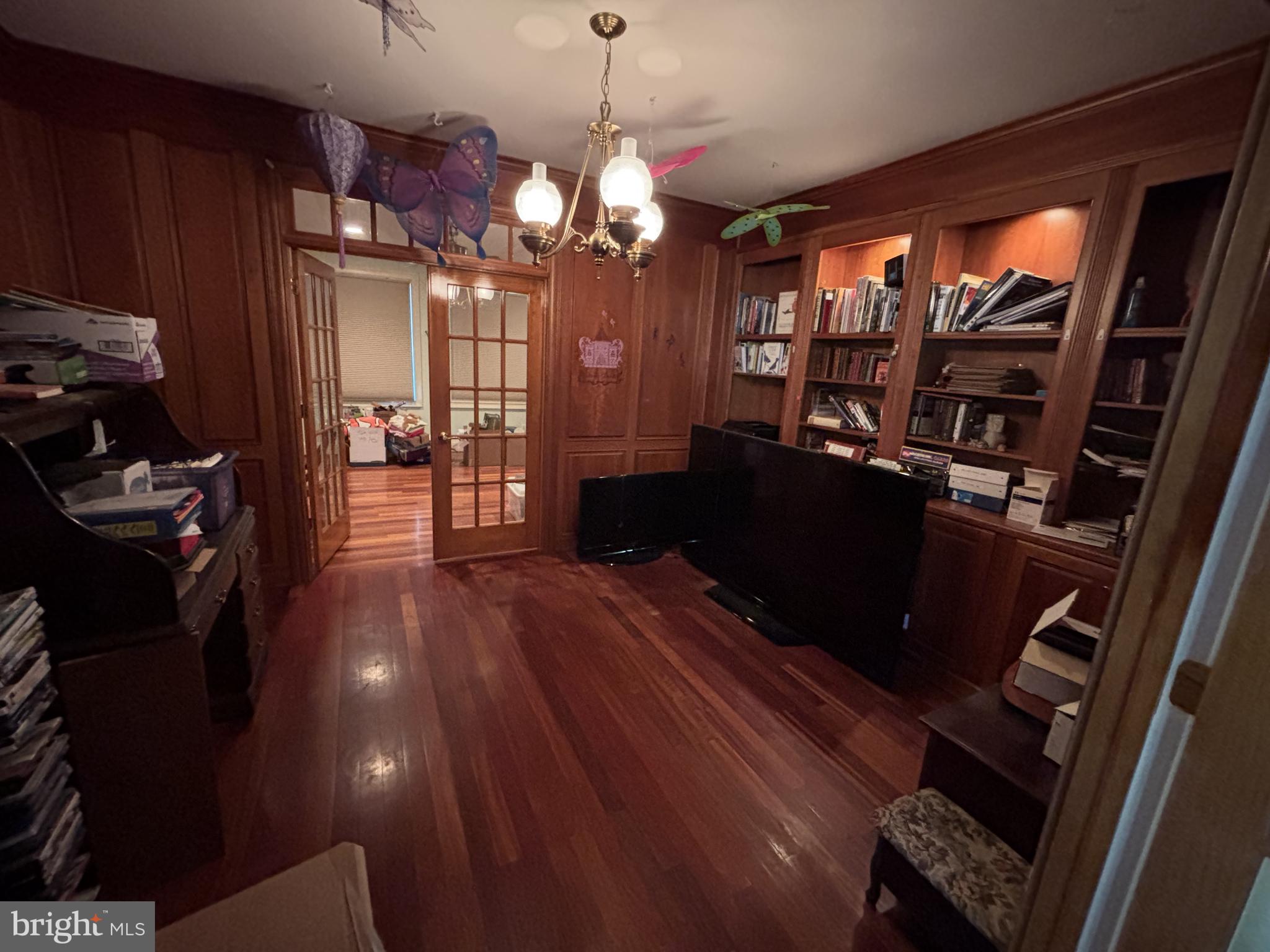 WATSONS MILL - Residential