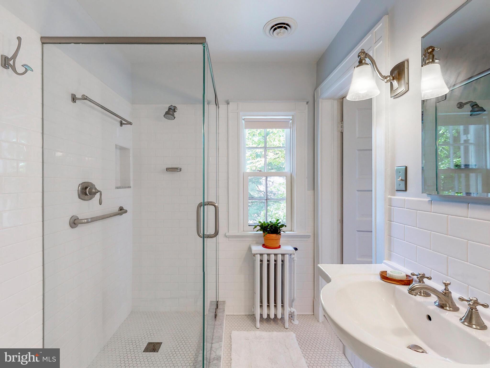 GREATER HOMELAND HISTORIC DISTRICT - Residential