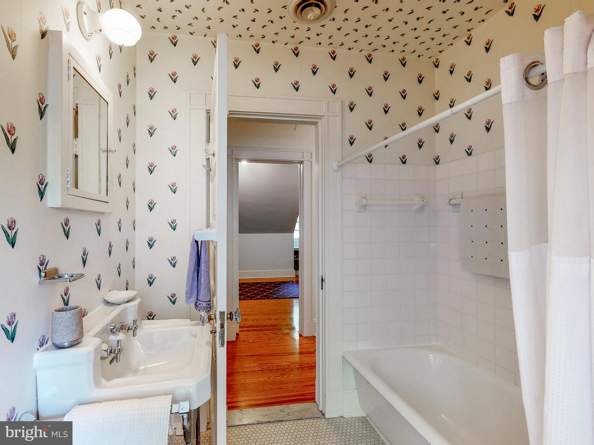 GREATER HOMELAND HISTORIC DISTRICT - Residential