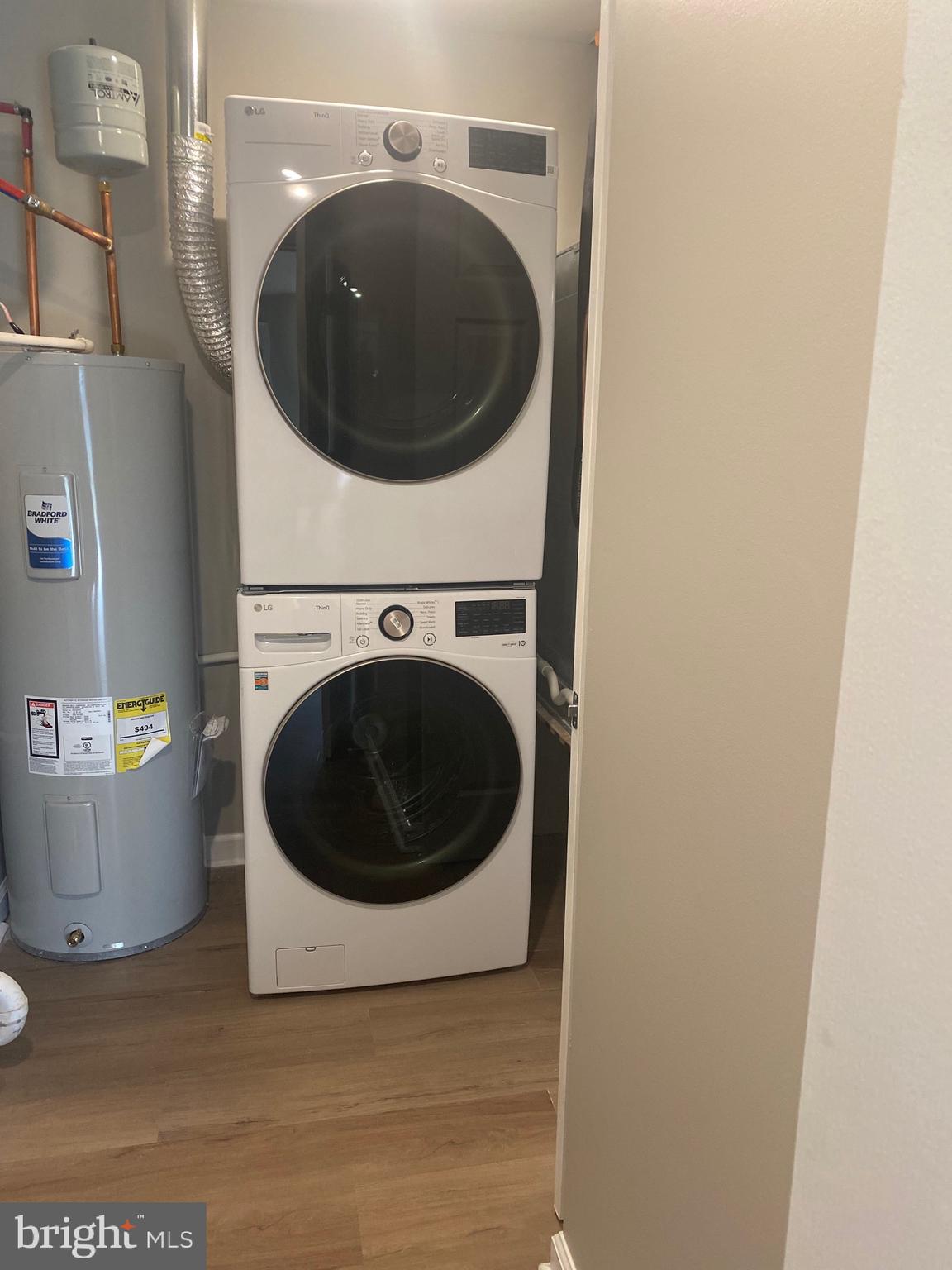 WESTRIDGE ESTATES - Residential Lease