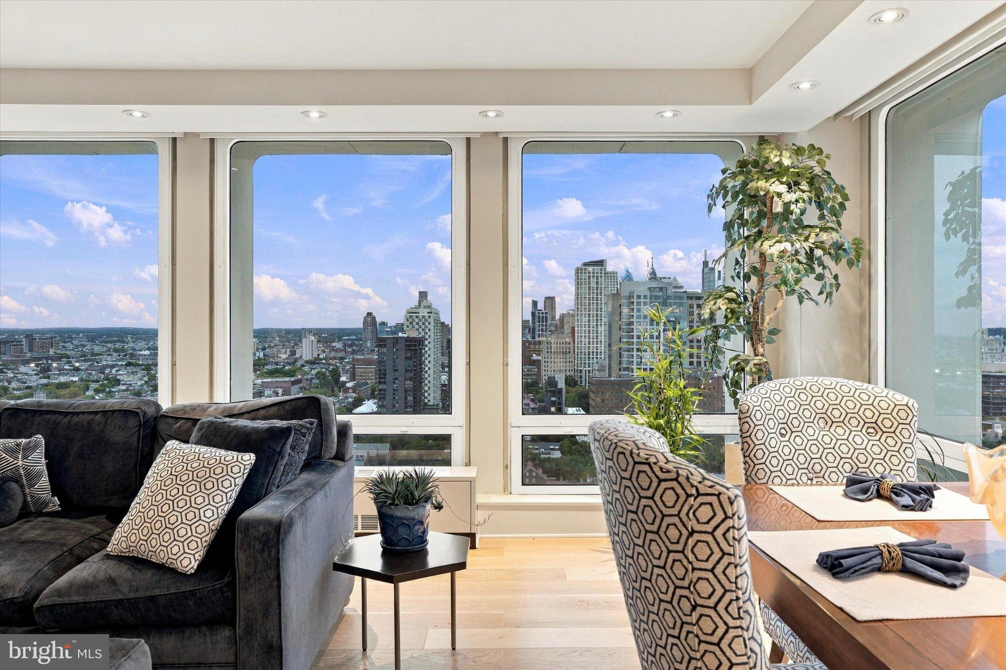 210 LOCUST STREET 28G