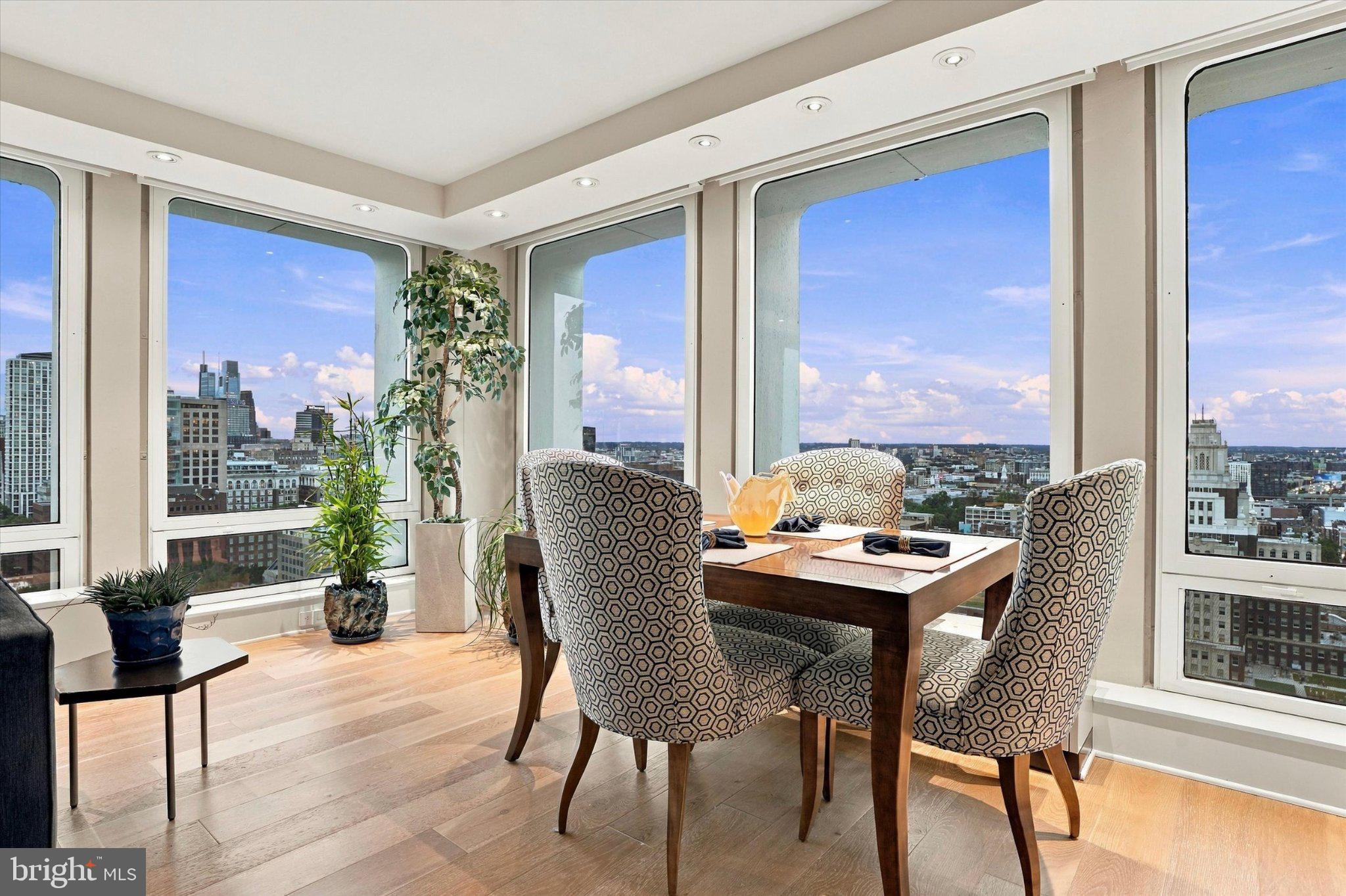 210 LOCUST STREET 28G