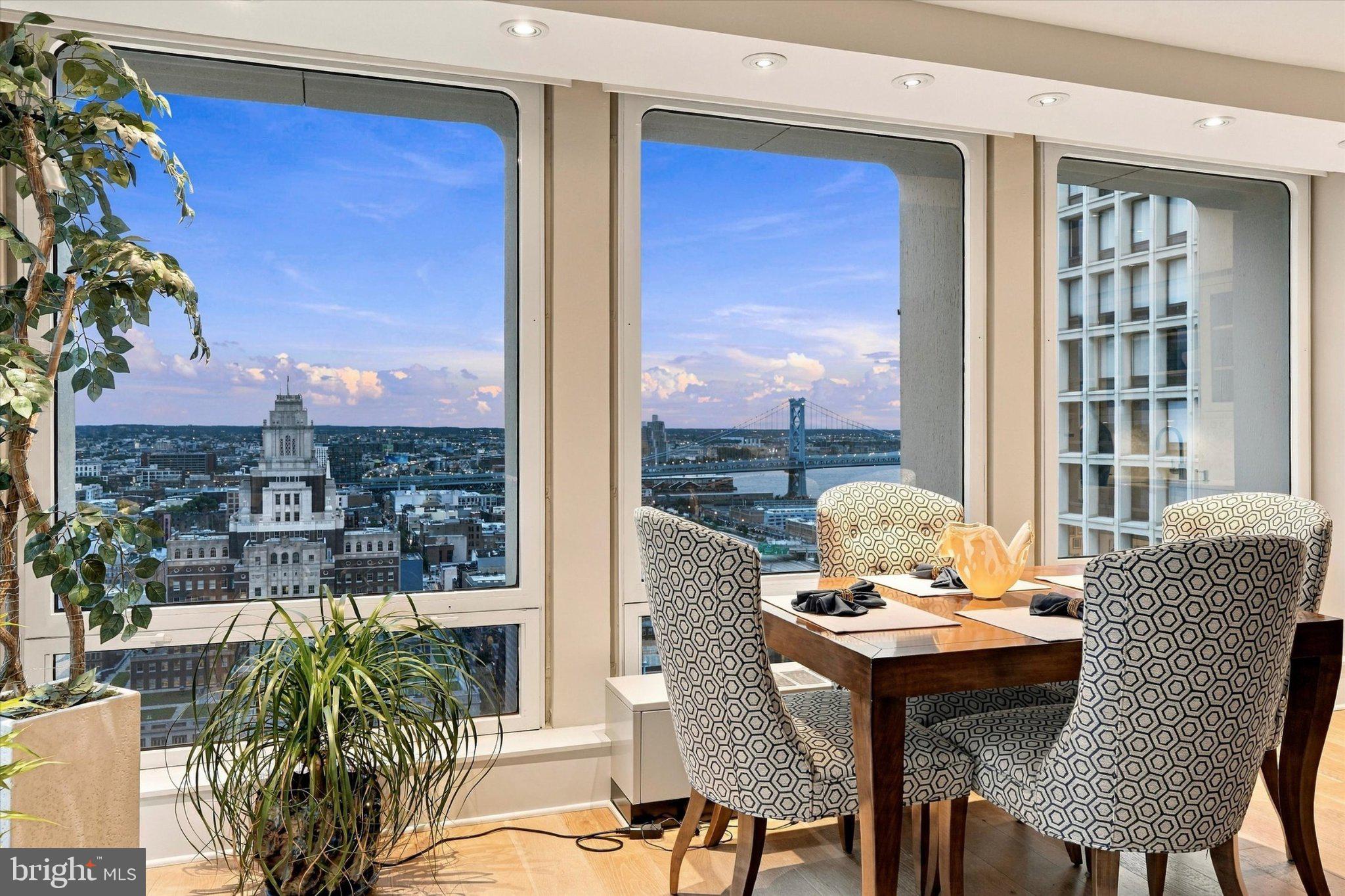 210 LOCUST STREET 28G