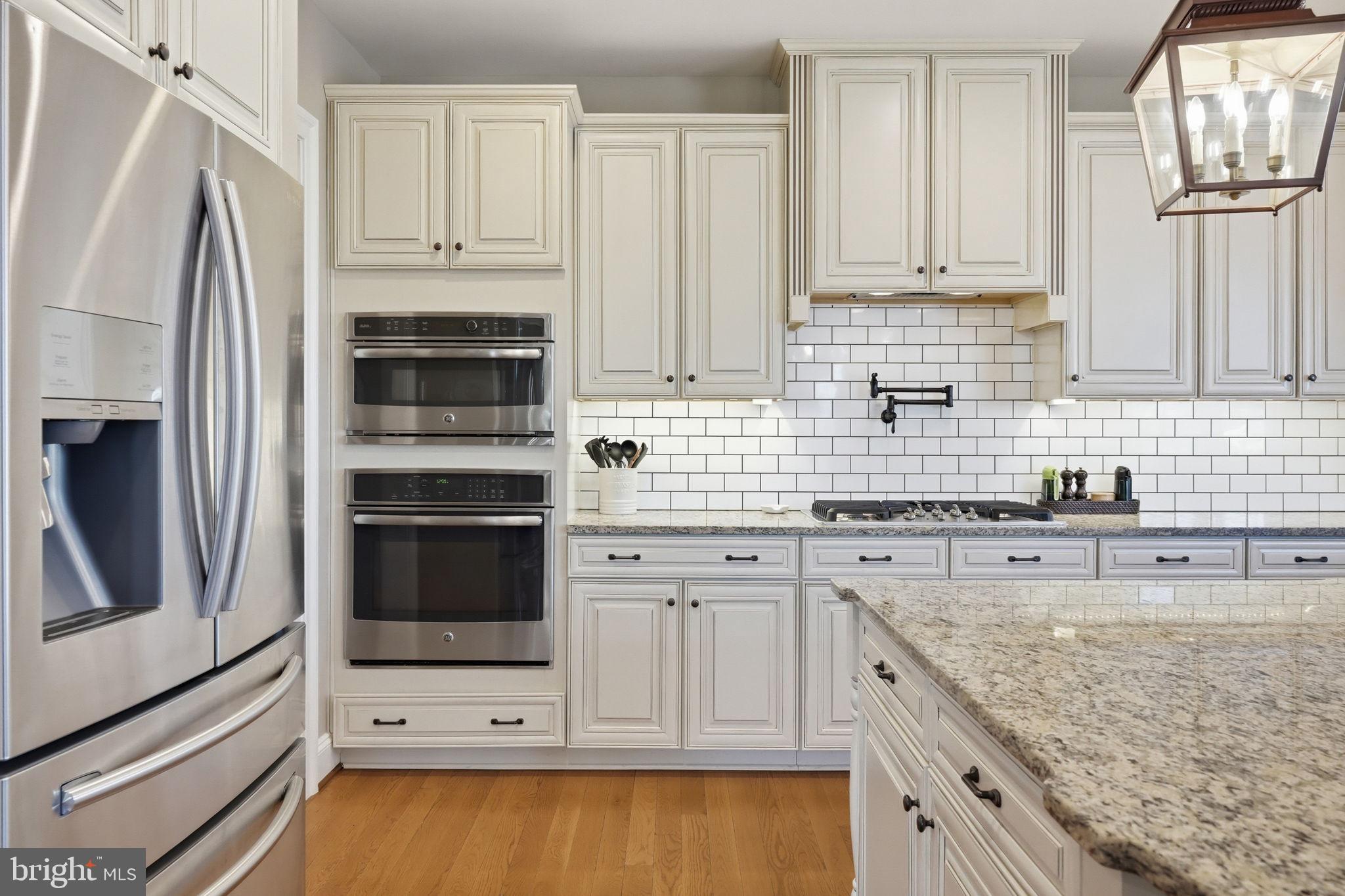 VALLEY VIEW - Residential