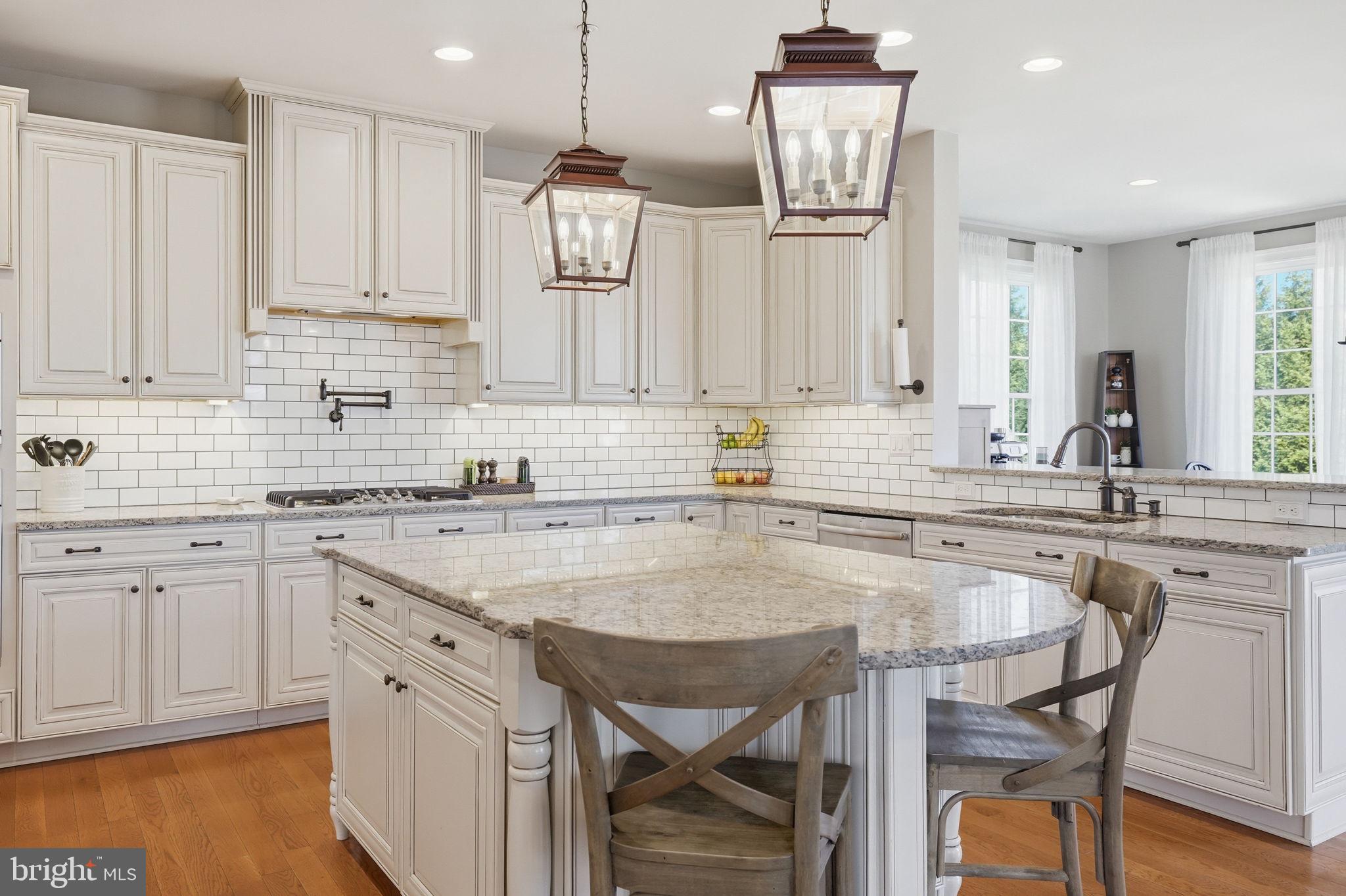 VALLEY VIEW - Residential