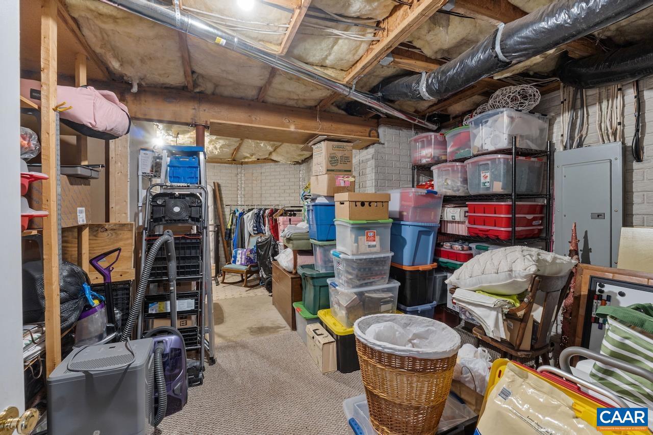 REDFIELDS - Residential