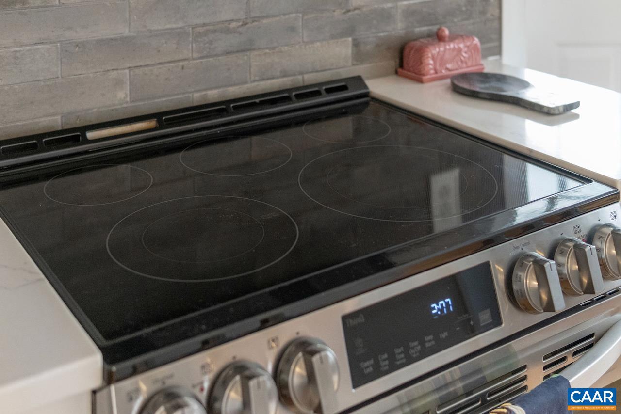 REDFIELDS - Residential