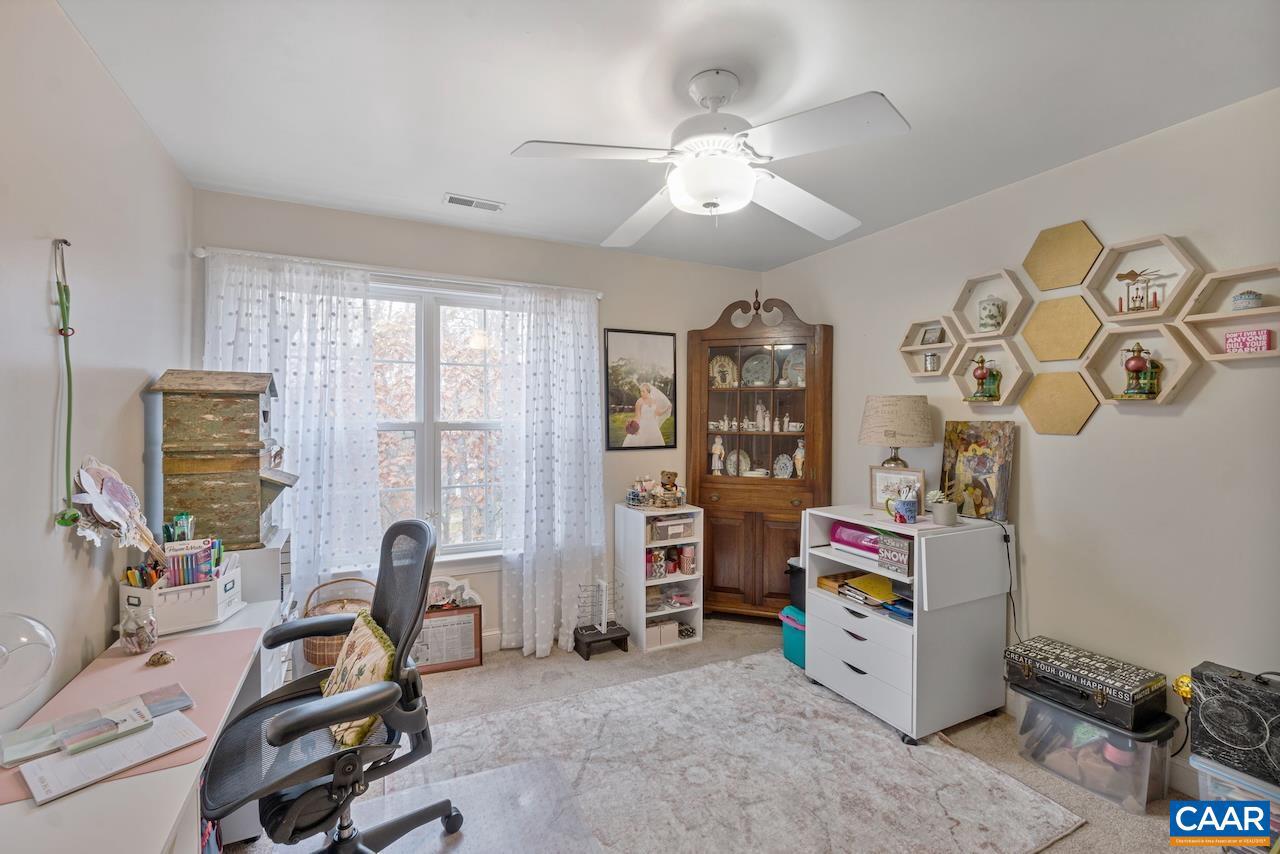 REDFIELDS - Residential