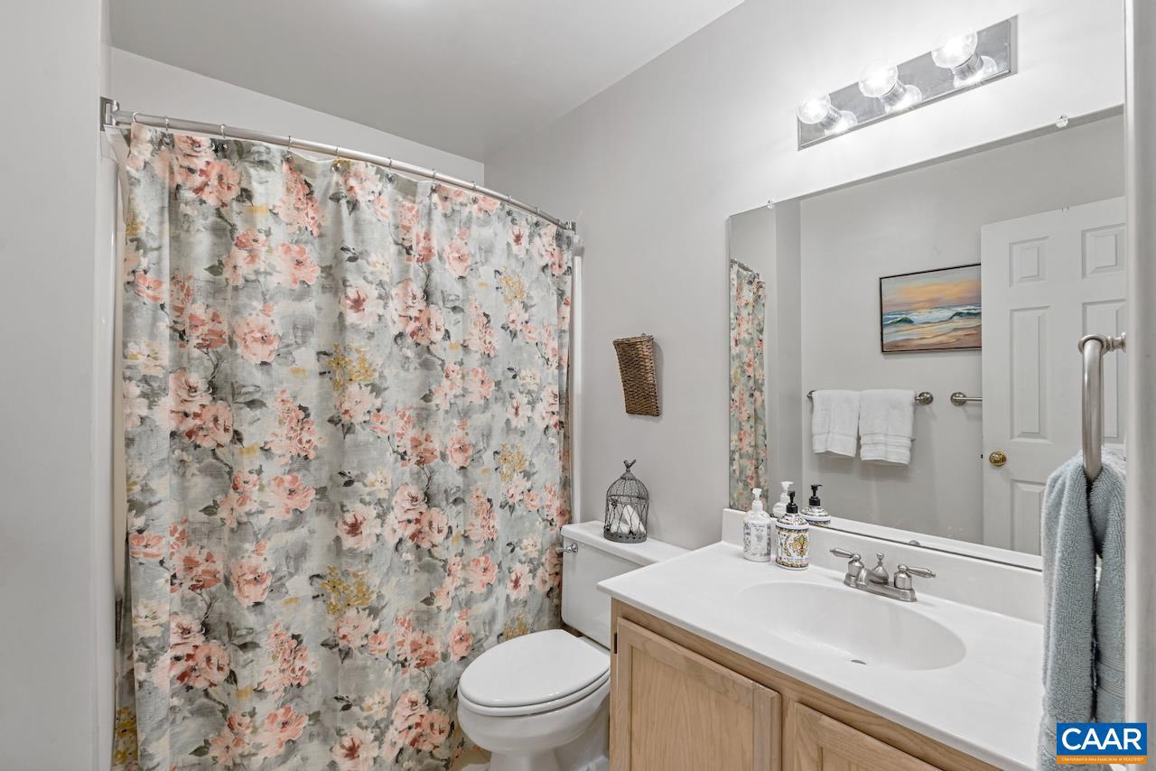 REDFIELDS - Residential