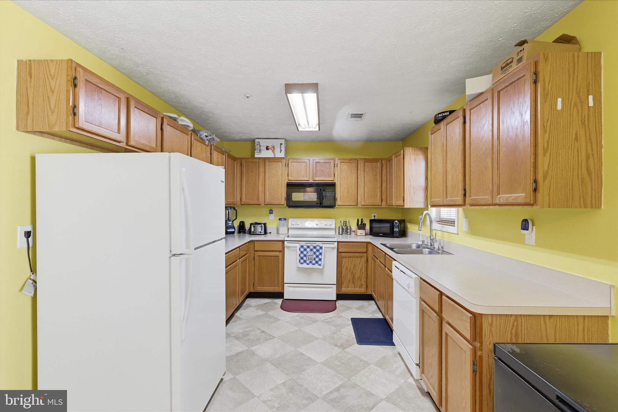 CHARLESTON TERRACE LA PLATA - Residential