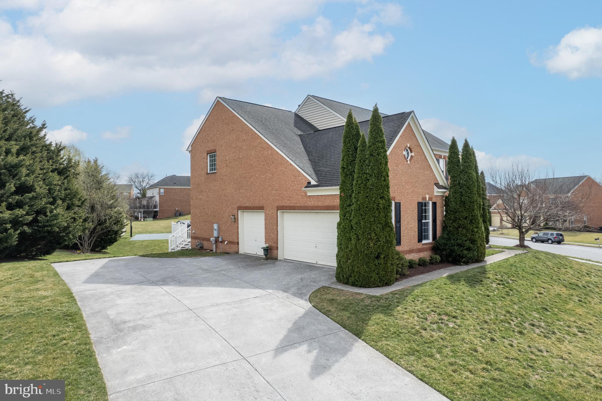 MORLYN HILLS AT MEADOW BRANCH - Residential