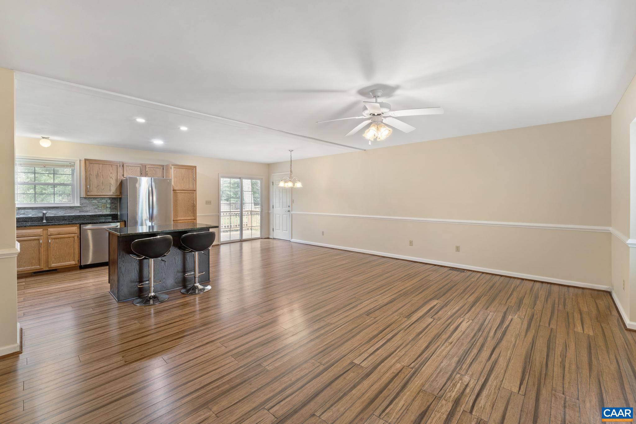 LAKE MONTICELLO - Residential