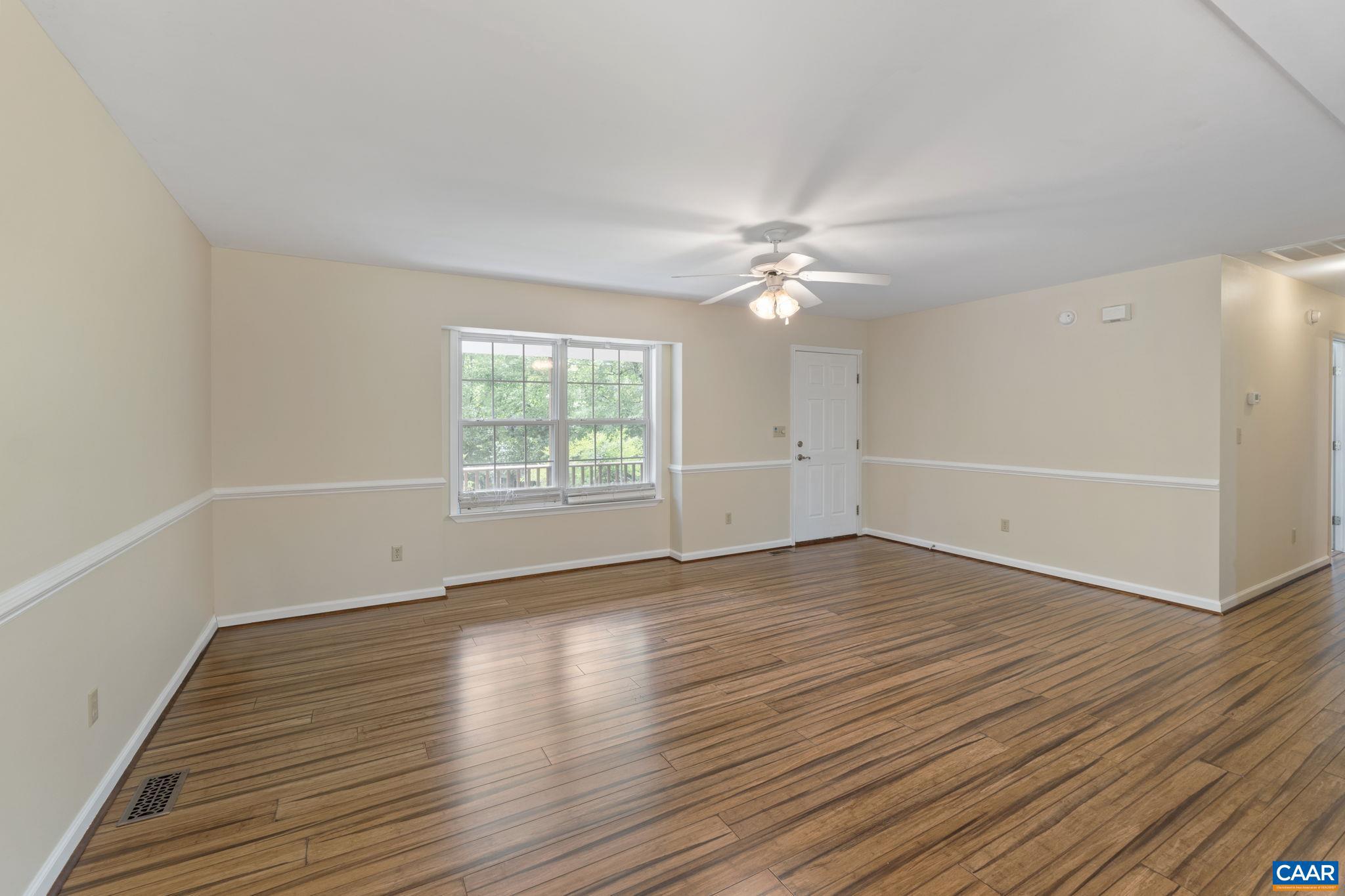 LAKE MONTICELLO - Residential