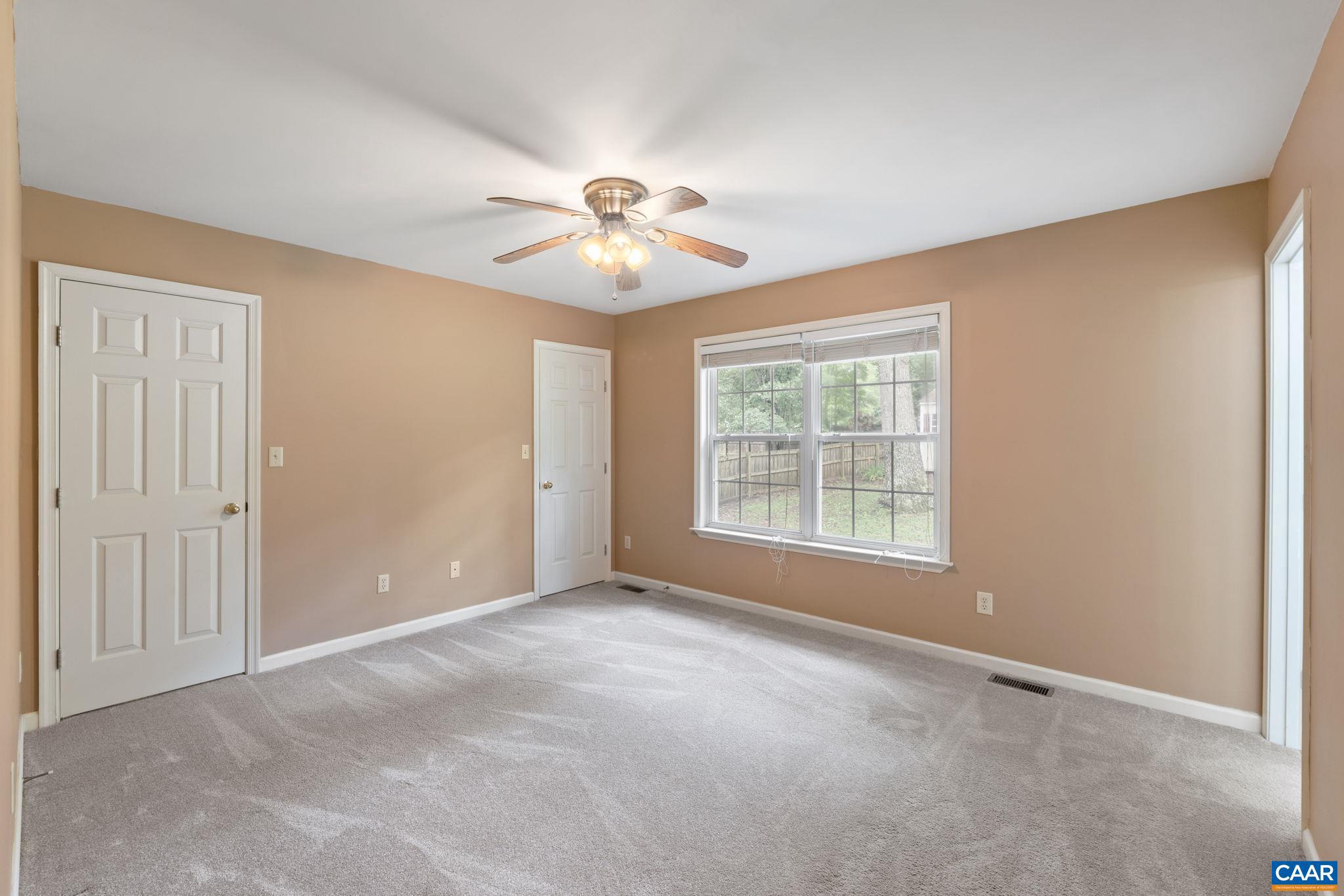 LAKE MONTICELLO - Residential