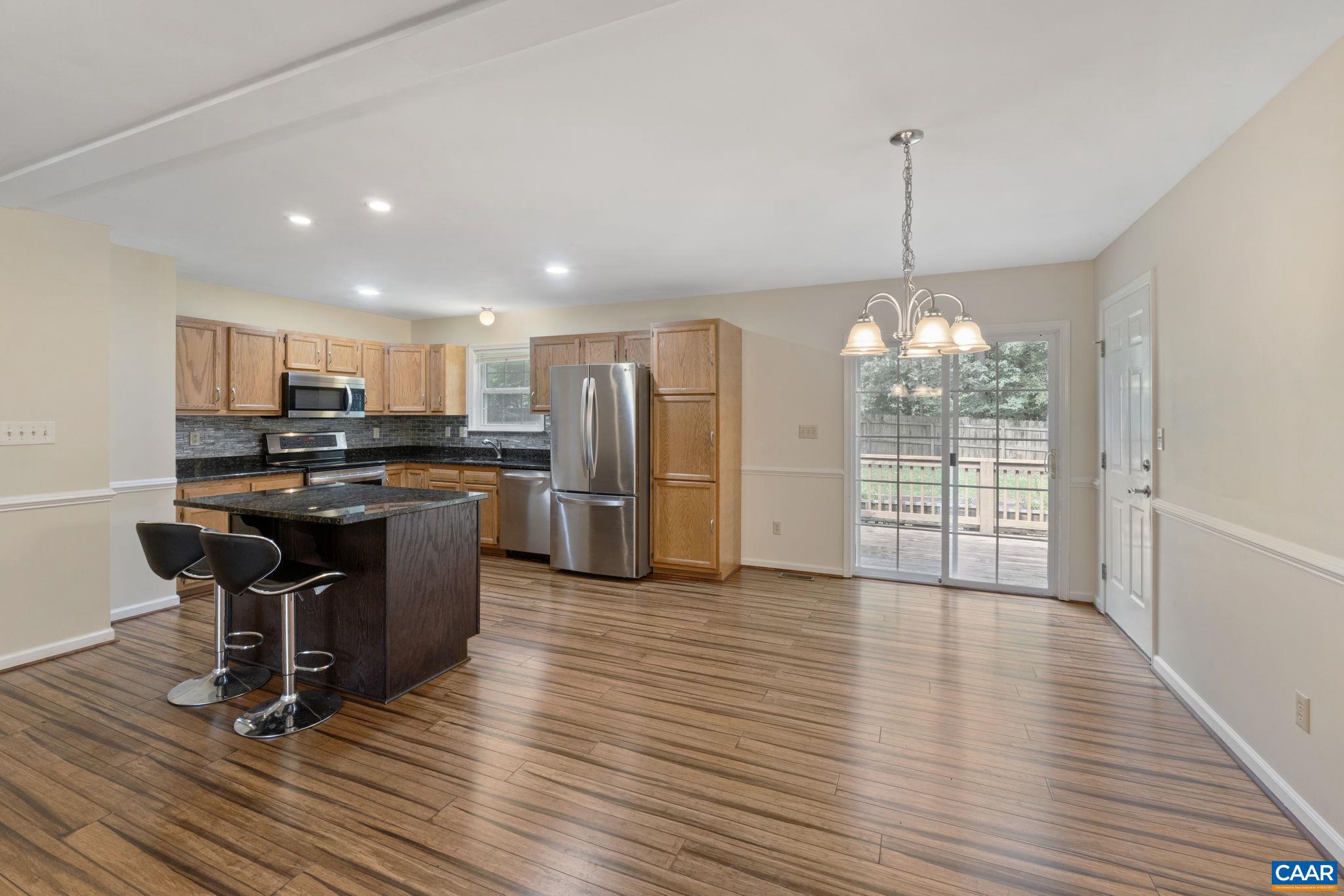 LAKE MONTICELLO - Residential