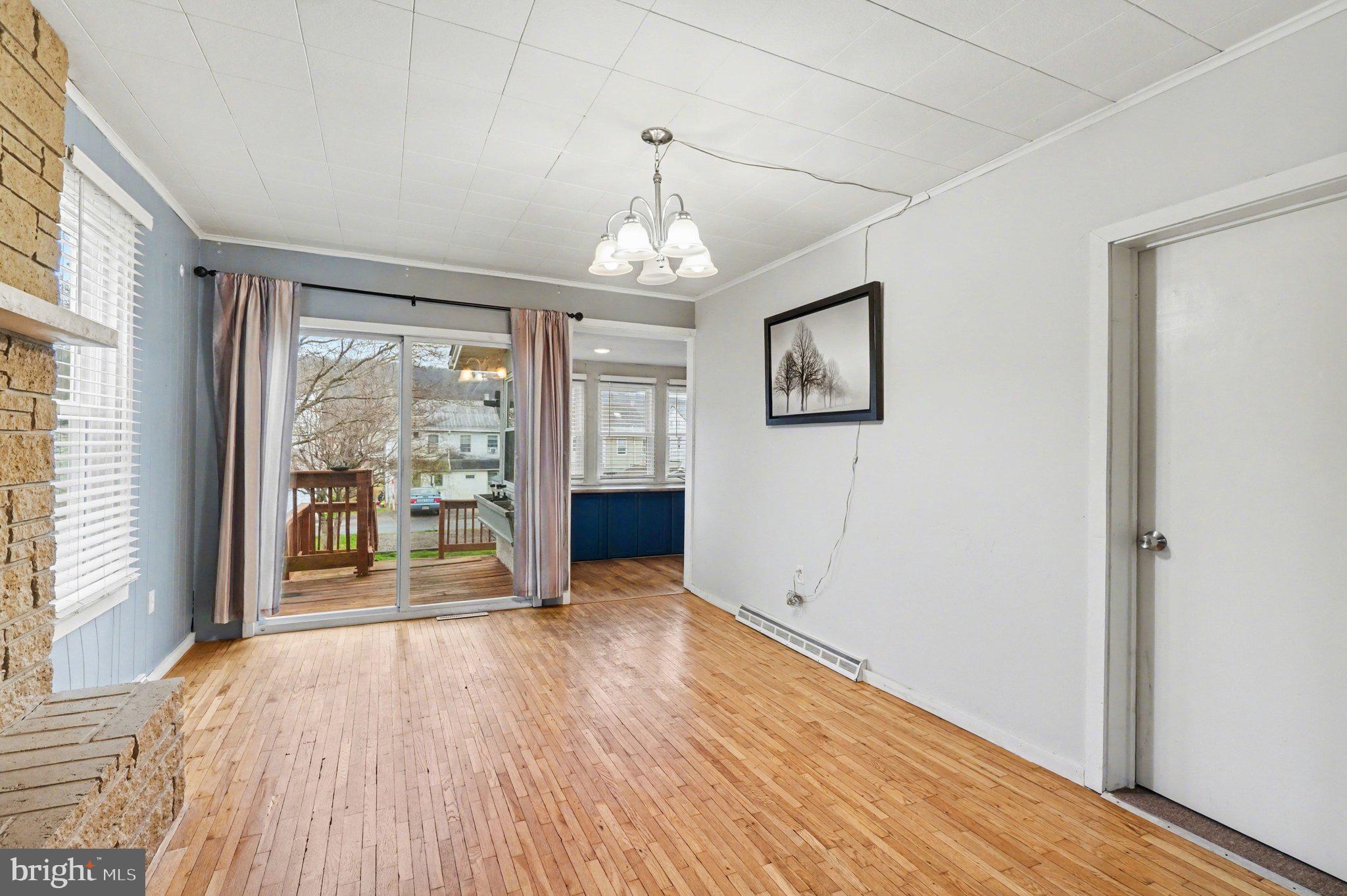 MILLERSBURG BOROUGH - Residential