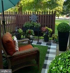 LINDENFIELD - Residential