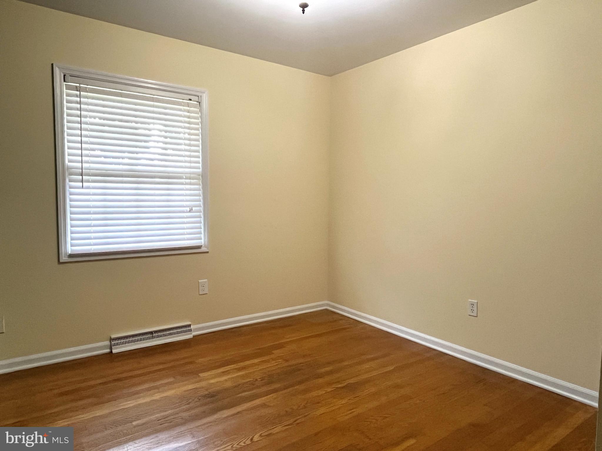 FAIRVIEW ACRES - Residential