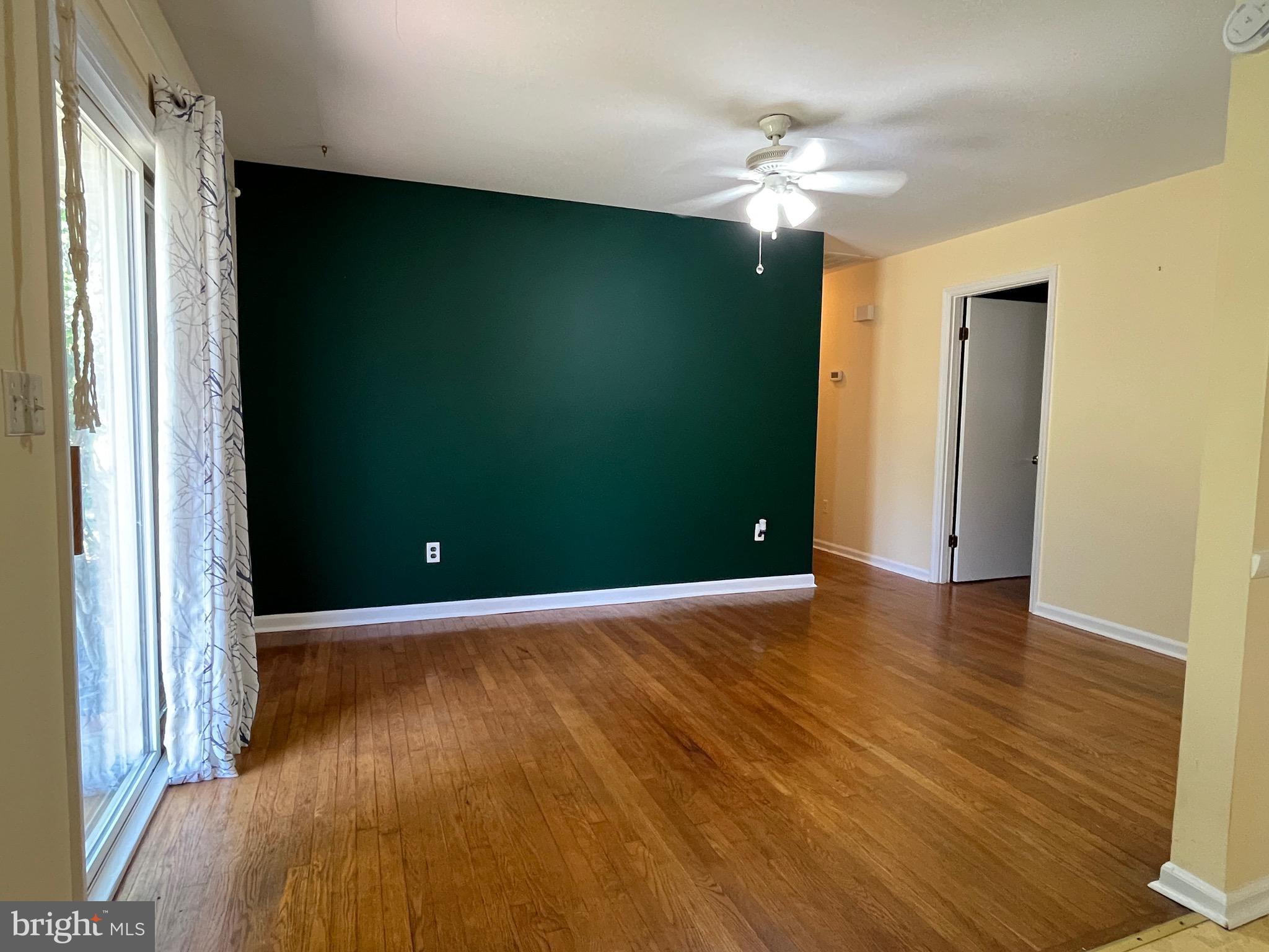 FAIRVIEW ACRES - Residential