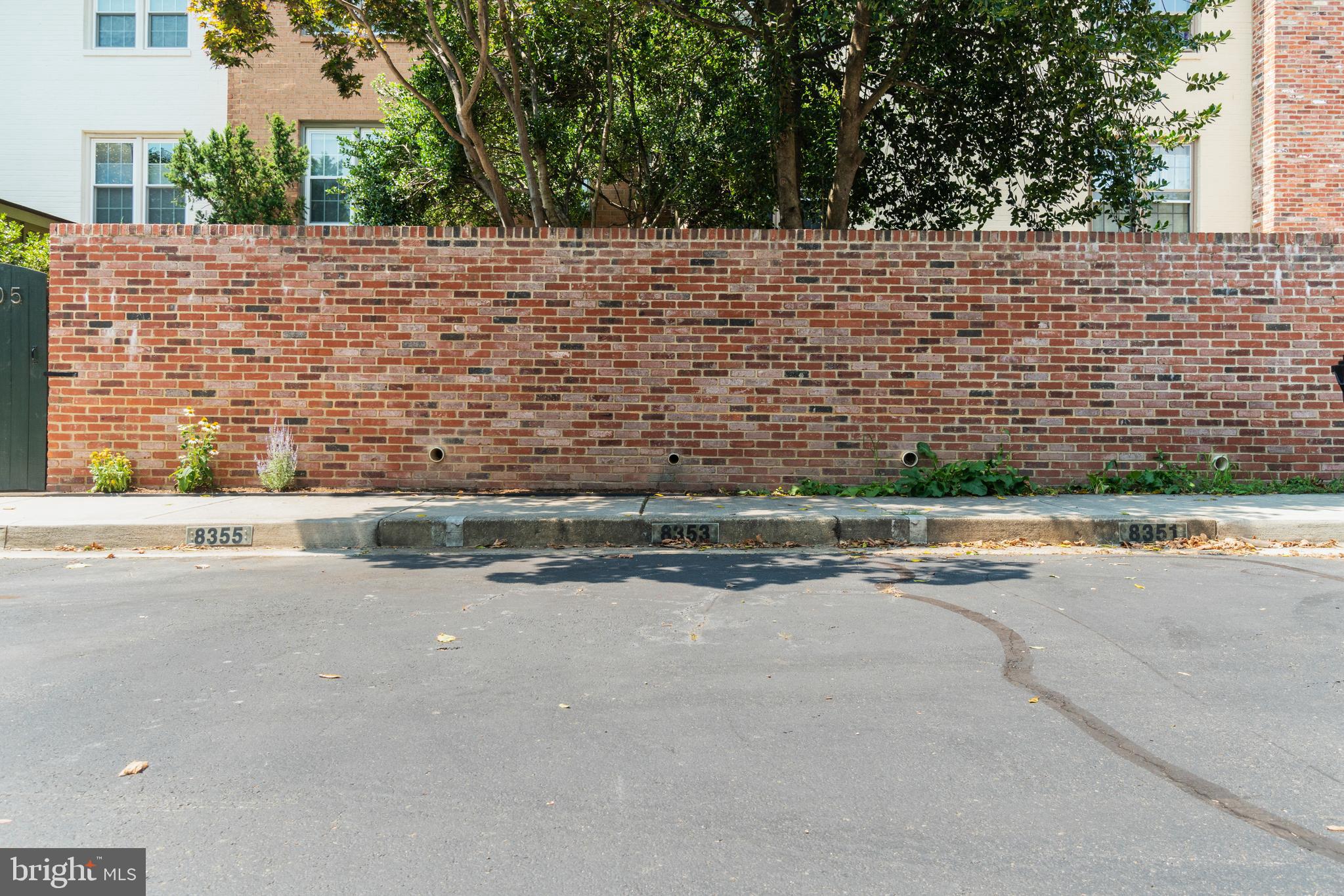 CHARLESTOWN - Residential