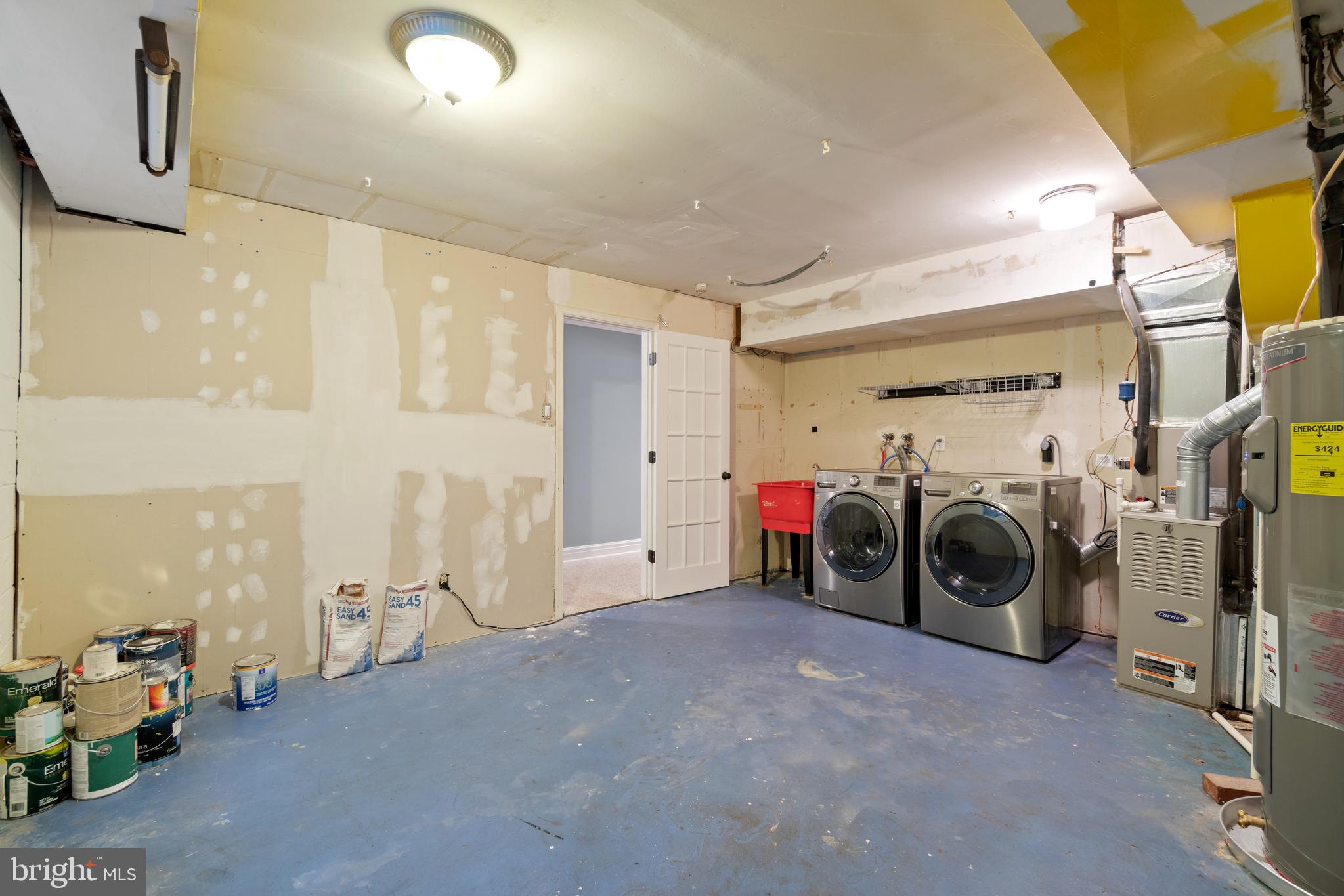 CHARLESTOWN - Residential