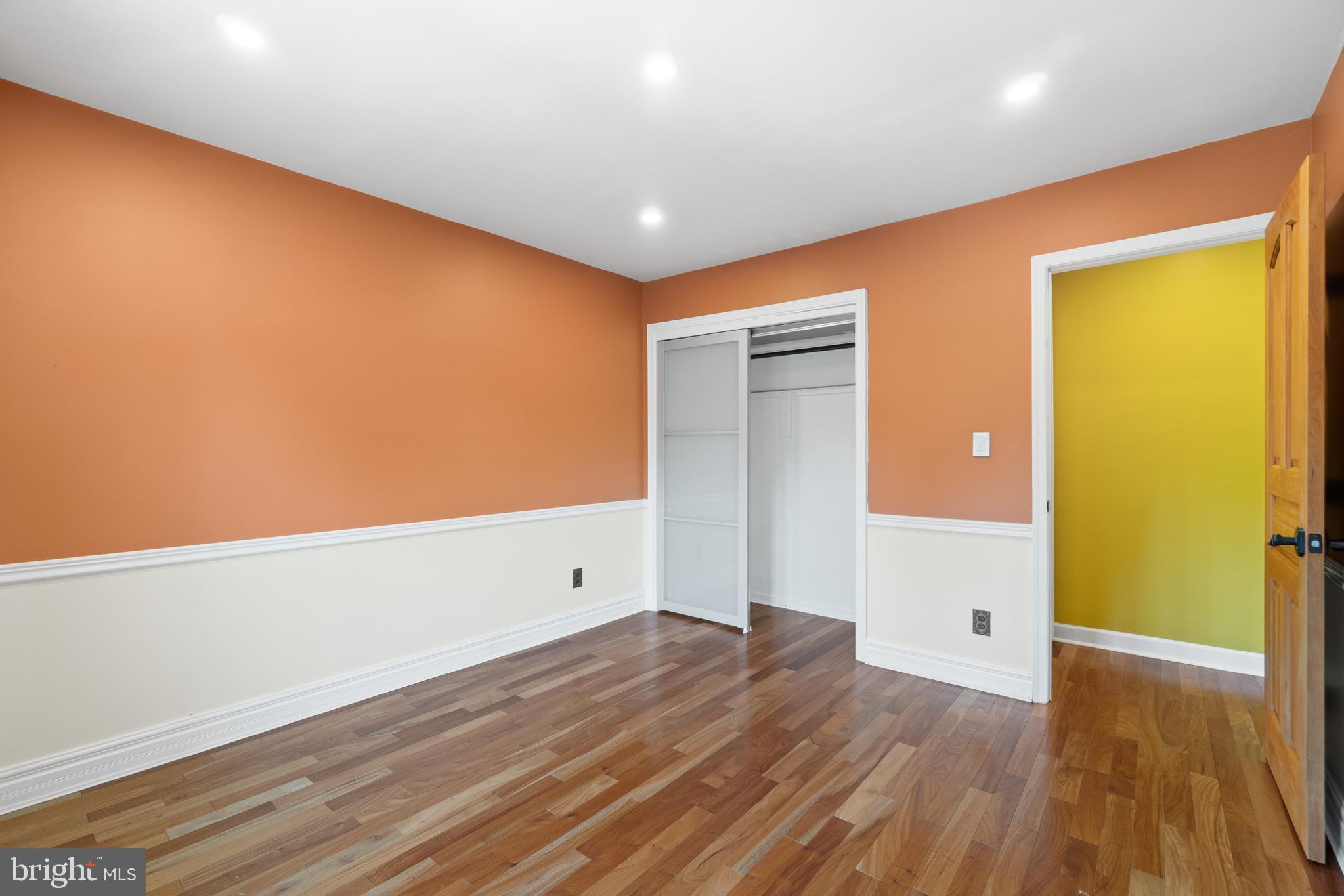 CHARLESTOWN - Residential