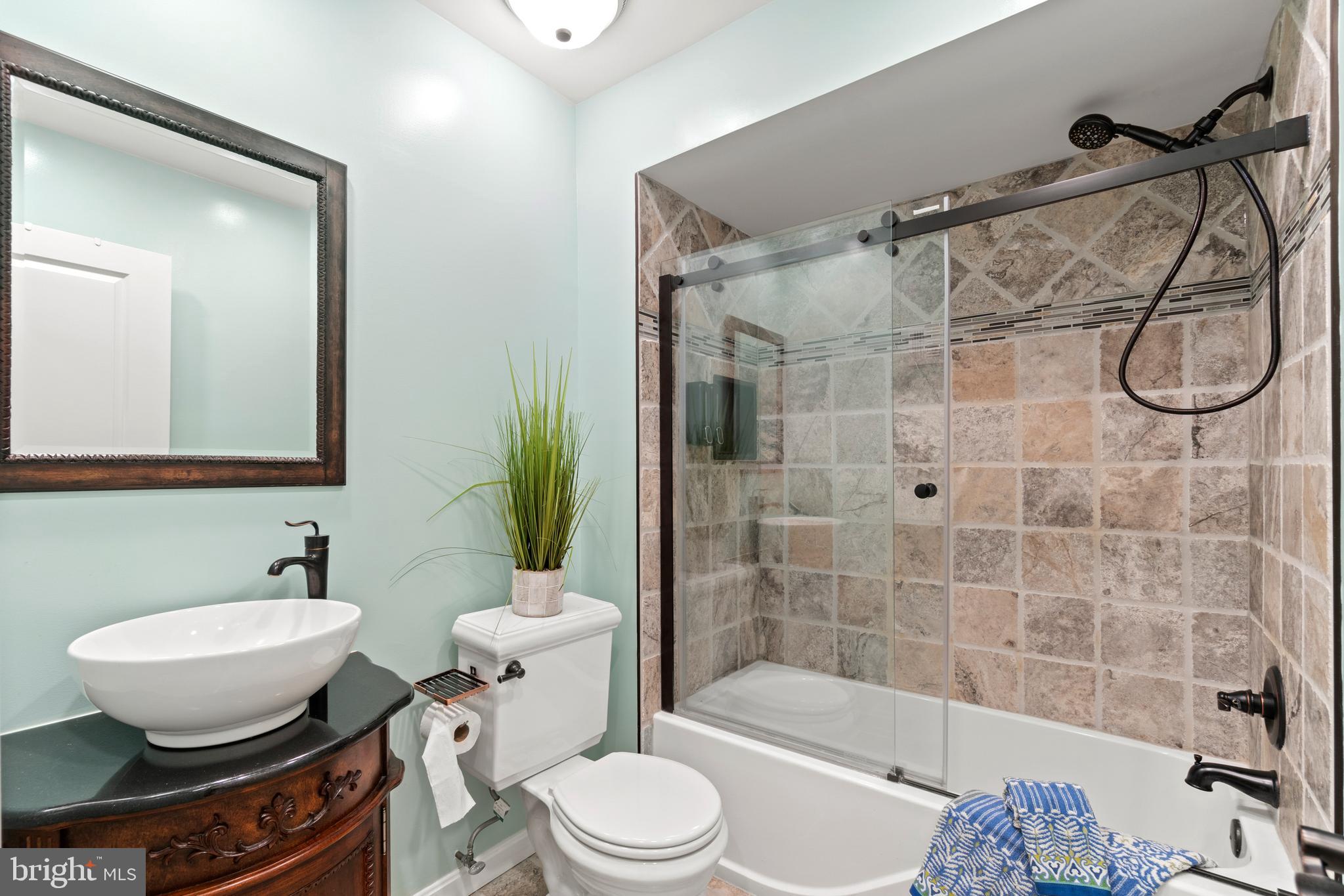 CHARLESTOWN - Residential