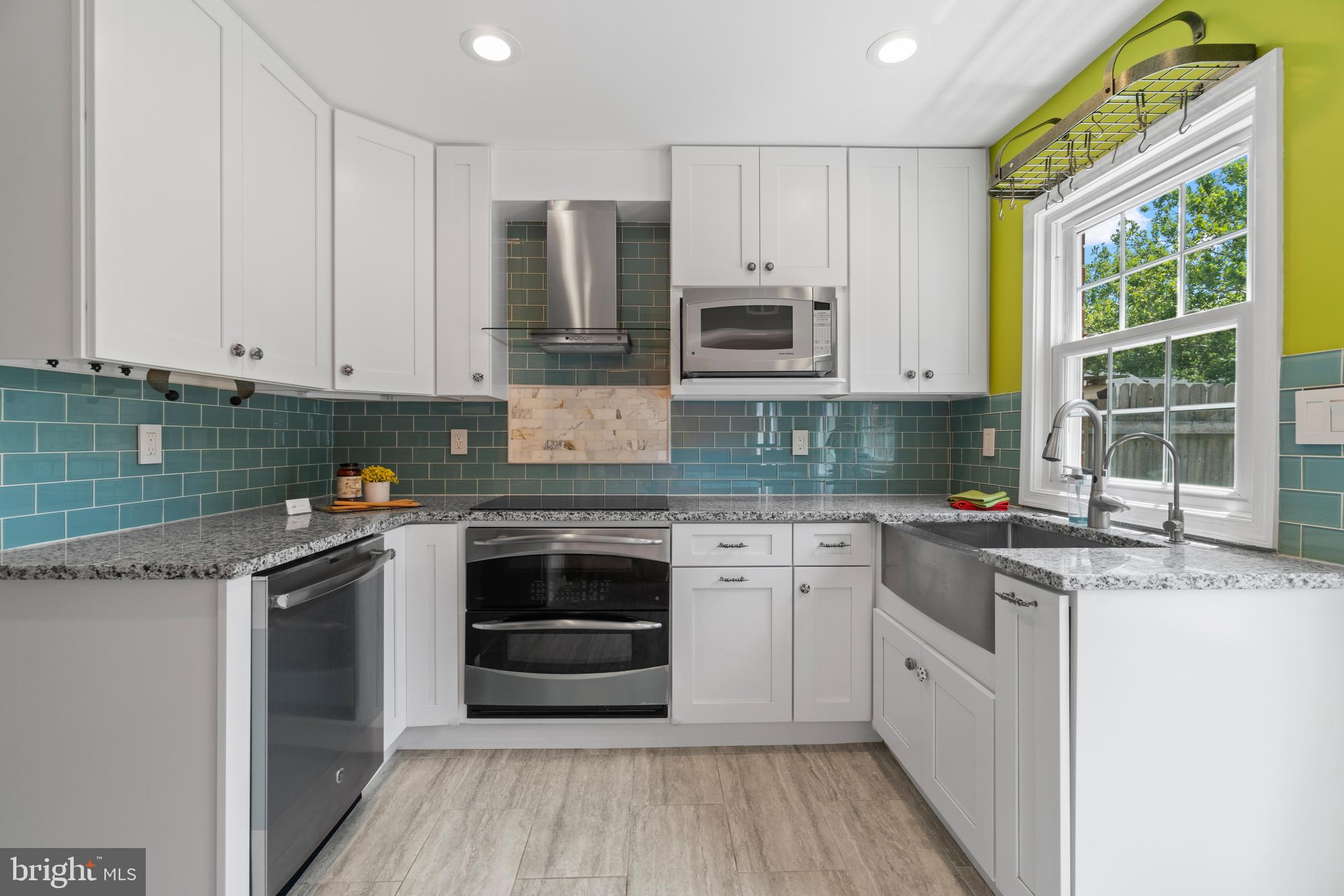 CHARLESTOWN - Residential