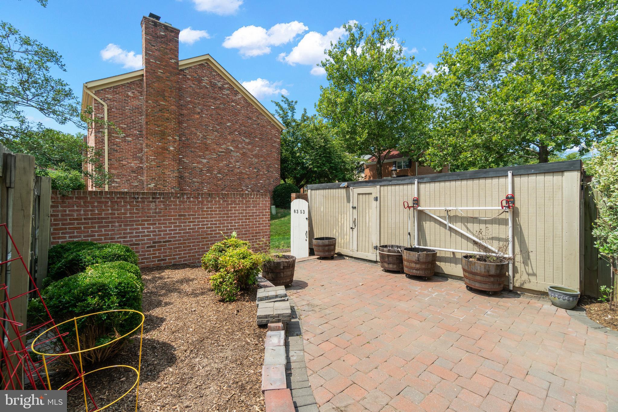 CHARLESTOWN - Residential