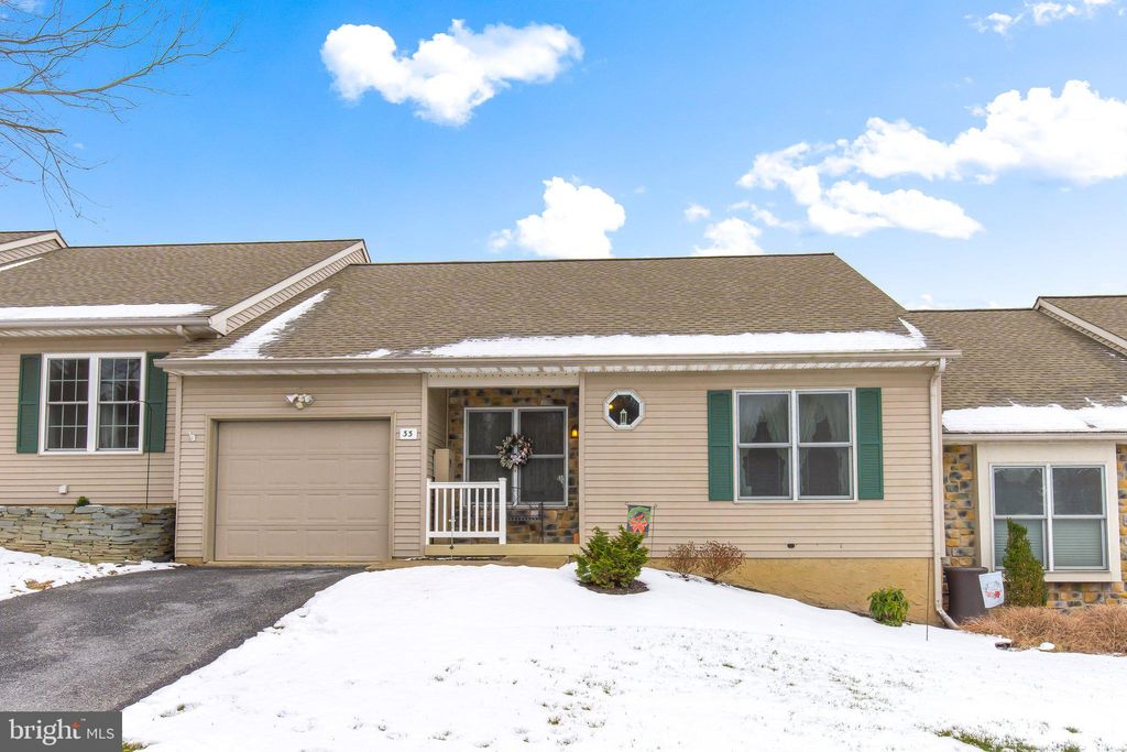 Photo of 33 Knollwood Road, MILLERSVILLE, PA 17551 (MLS # PALA2062992)