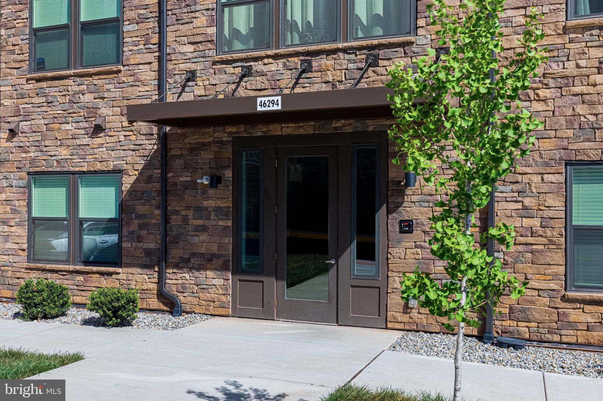 46294 MOUNT MILSTEAD TERRACE 101
