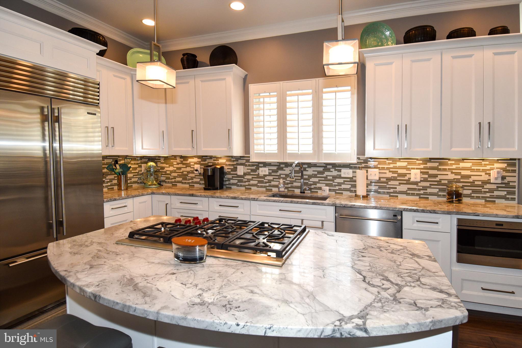 FEATHERSTONE FARMS - Residential