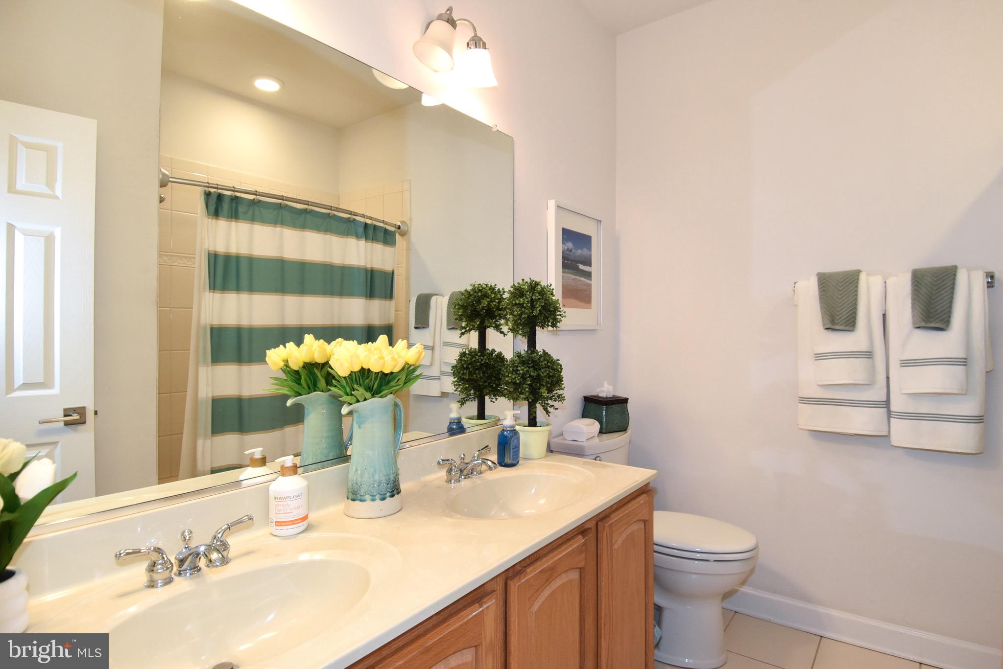 FEATHERSTONE FARMS - Residential