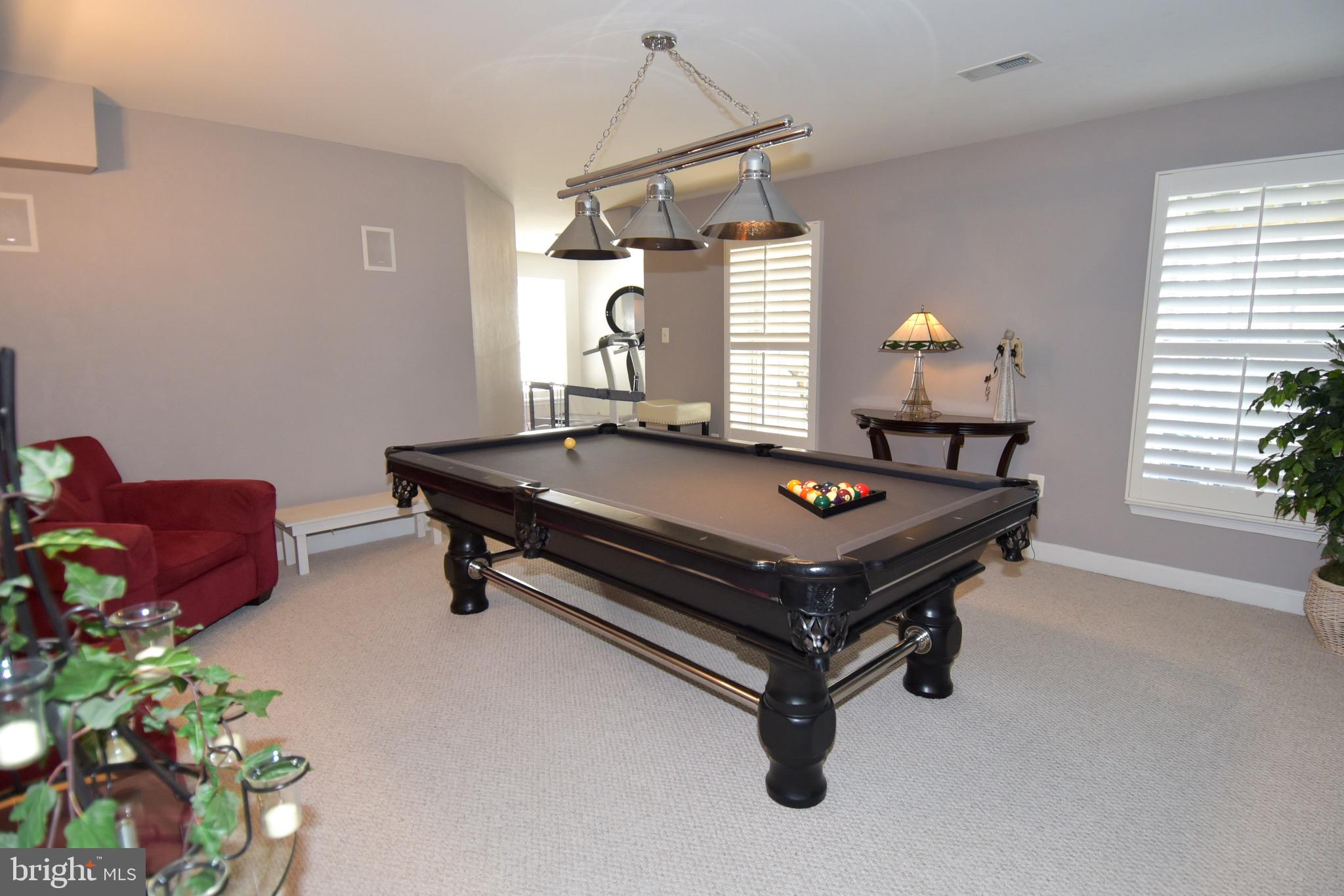 FEATHERSTONE FARMS - Residential