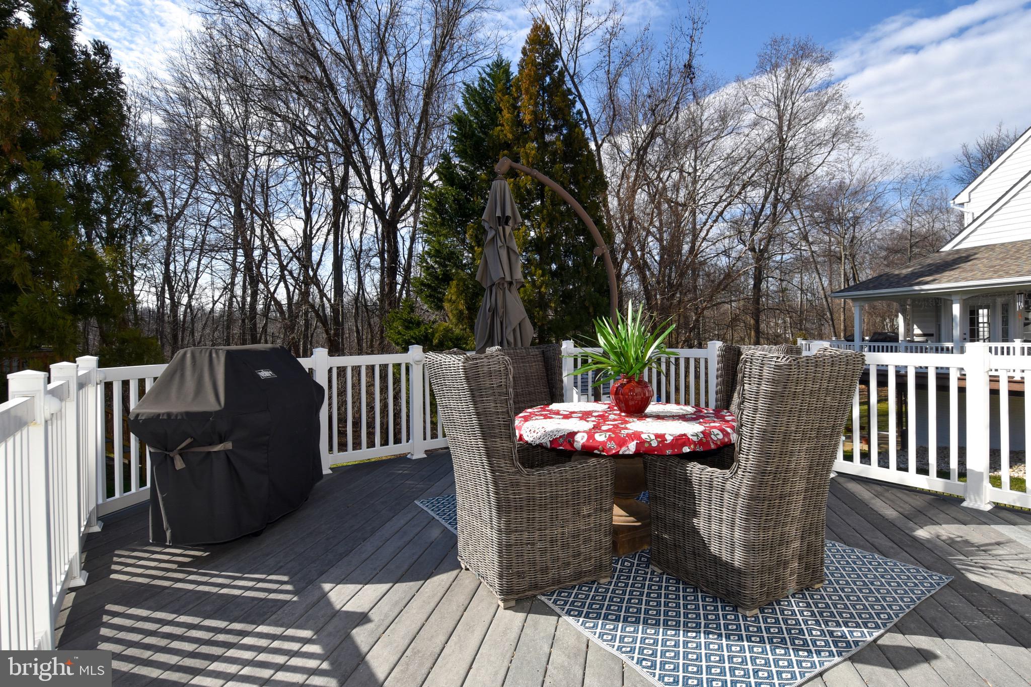 FEATHERSTONE FARMS - Residential