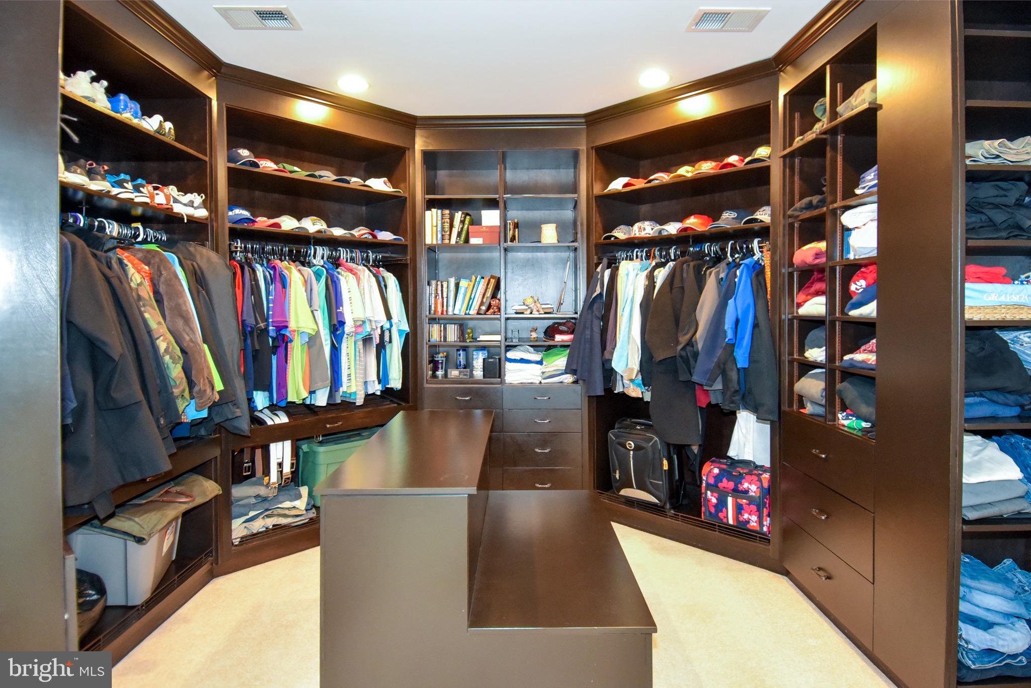 FEATHERSTONE FARMS - Residential