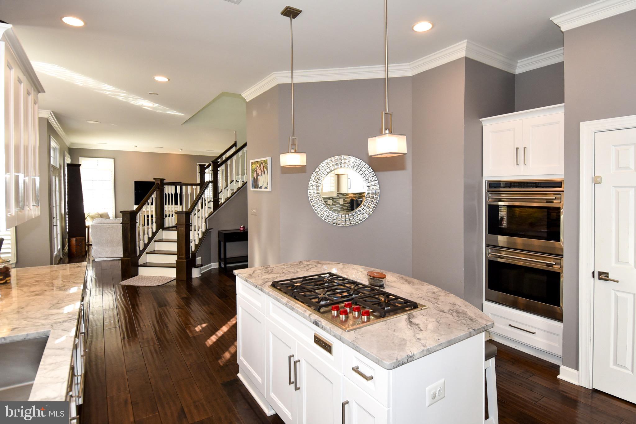 FEATHERSTONE FARMS - Residential