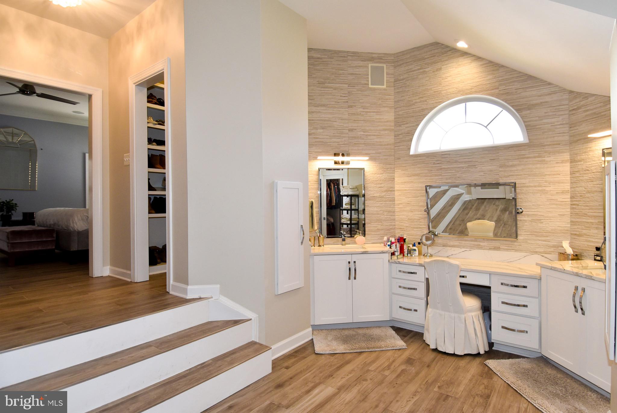 FEATHERSTONE FARMS - Residential